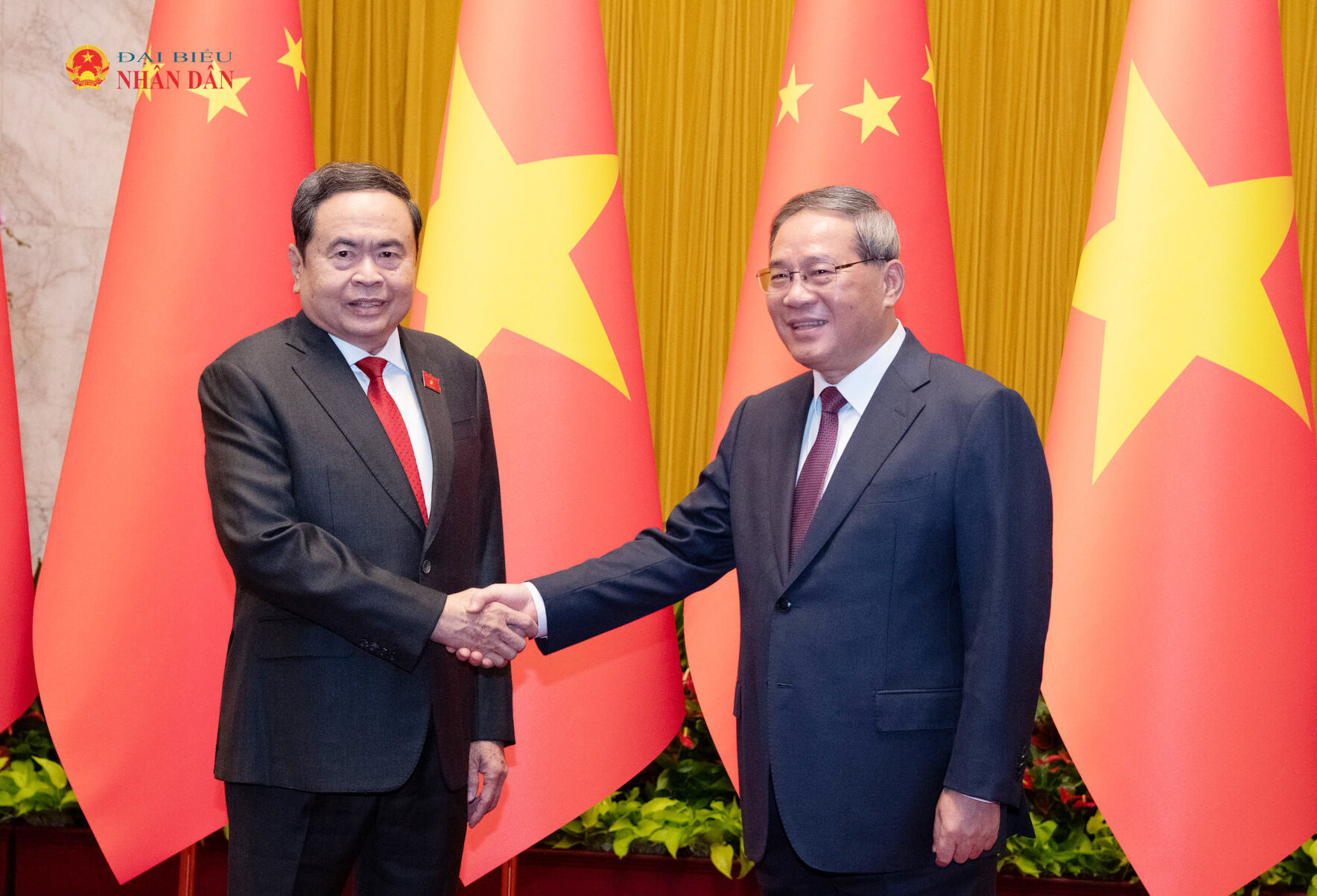 Chủ tịch Quốc hội Trần Thanh Mẫn hội kiến Thủ tướng Trung Quốc Lý Cường