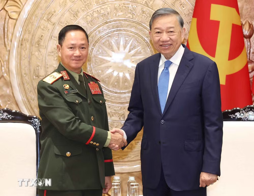 Tổng Bí thư, Chủ tịch nước Tô Lâm tiếp Đại tướng Khamliang Outhakaysone, Ủy viên Bộ Chính trị, Phó Thủ tướng, Bộ trưởng Quốc phòng Lào