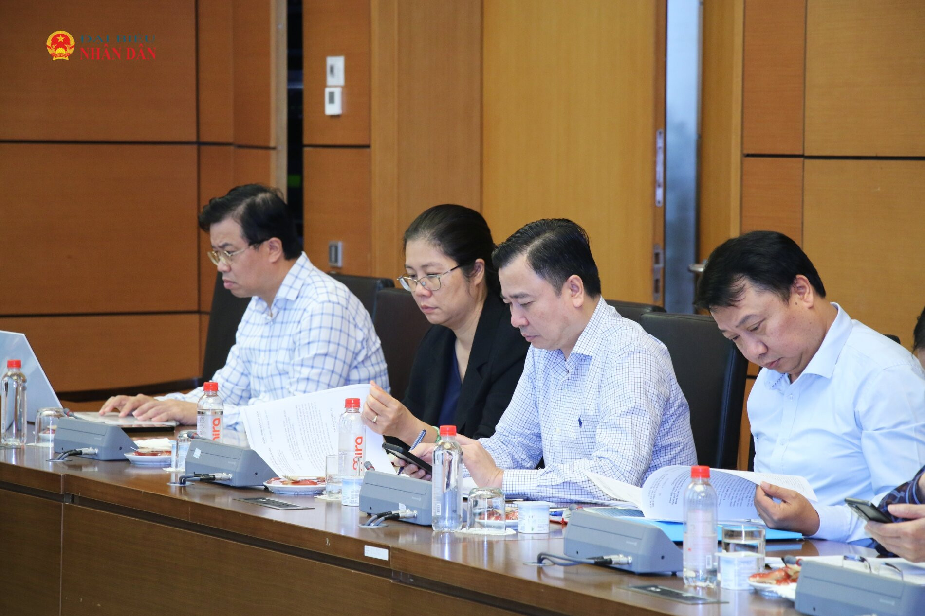Các đại biểu tham dự hội nghị