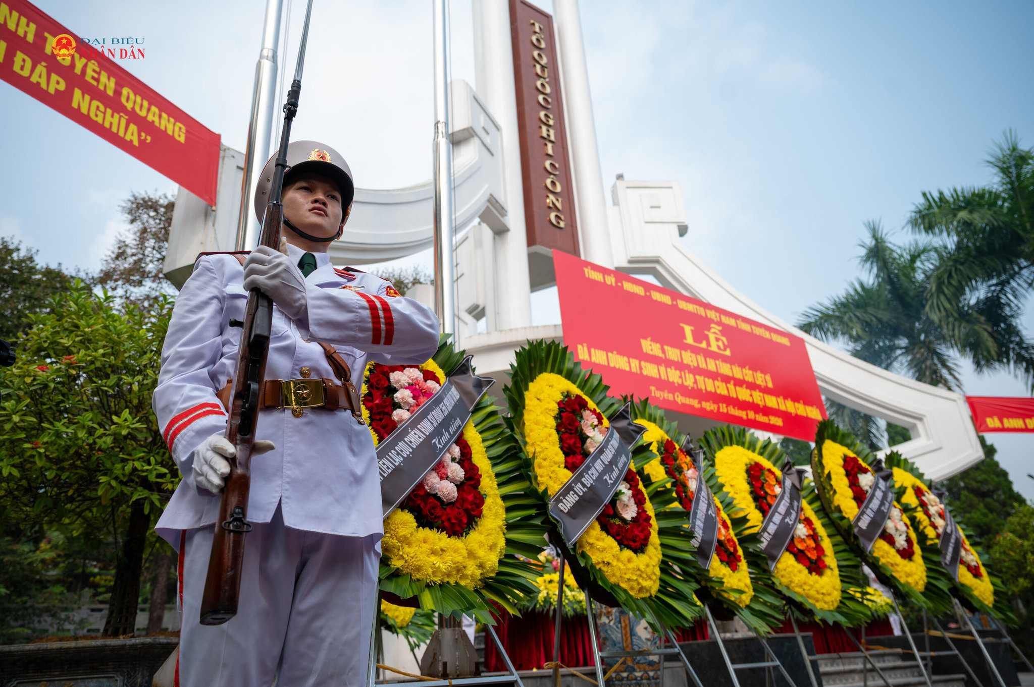 Toàn cảnh lễ truy điệu