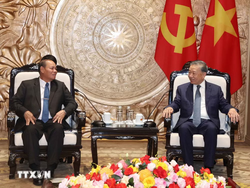 Tổng Bí thư, Chủ tịch nước Tô Lâm tiếp Thường trực Ban Bí thư Trung ương Đảng Nhân dân Cách mạng Lào Vilay Lakhamphong