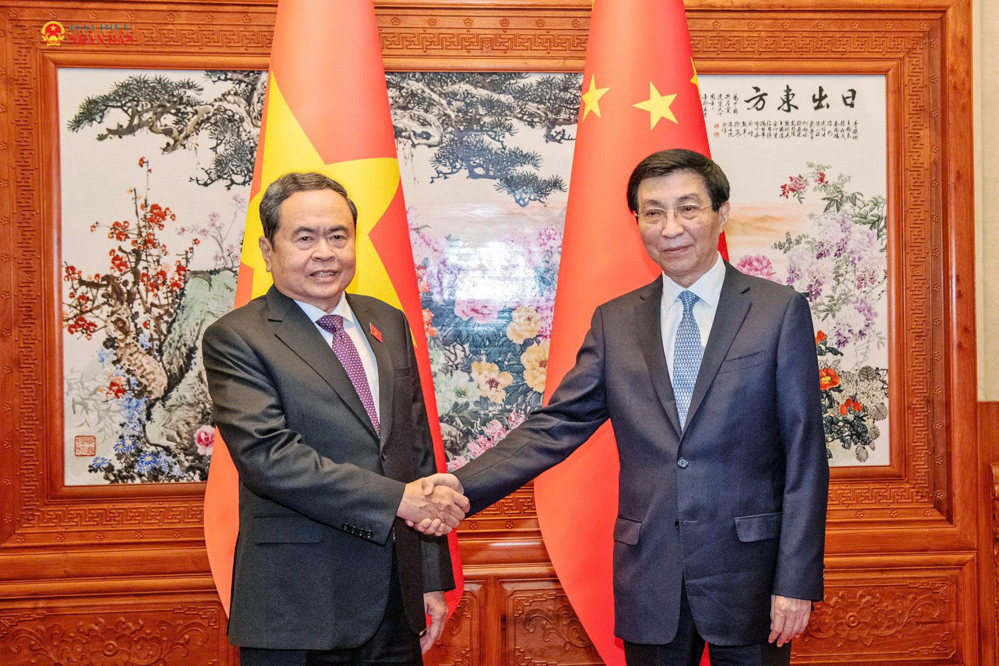 Chủ tịch Quốc hội Trần Thanh Mẫn hội kiến Chủ tịch Chính hiệp Trung Quốc Vương Hộ Ninh