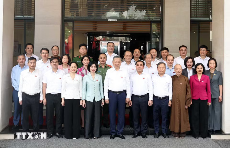 Tổng Bí thư, Chủ tịch nước Tô Lâm với các đại biểu