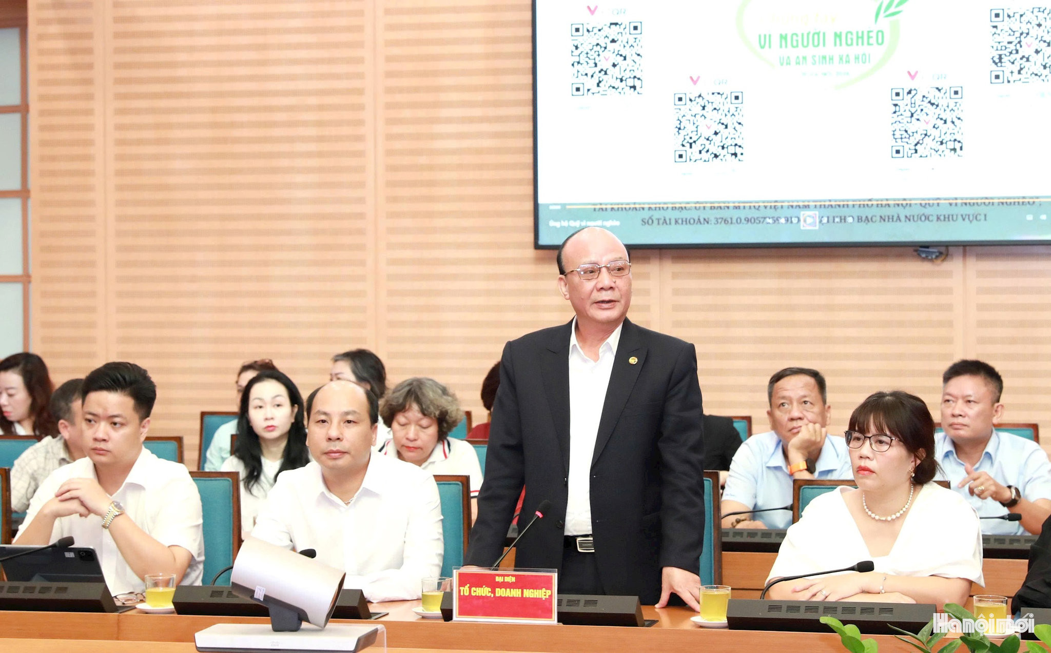 Đại diện các đơn vị, tổ chức, doanh nghiệp trao đổi tại hội nghị