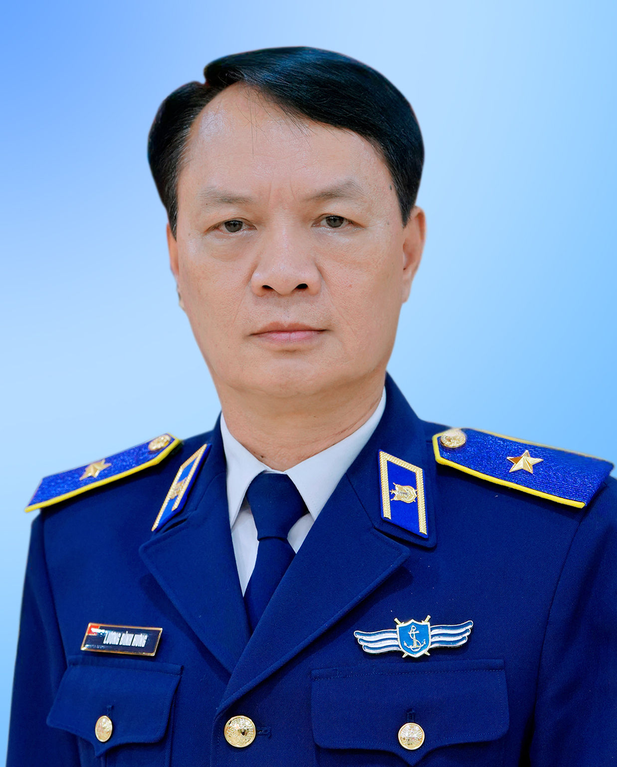 Hoàn thiện thể chế, phát triển kinh tế biển gắn với bảo vệ vững chắc chủ quyền
