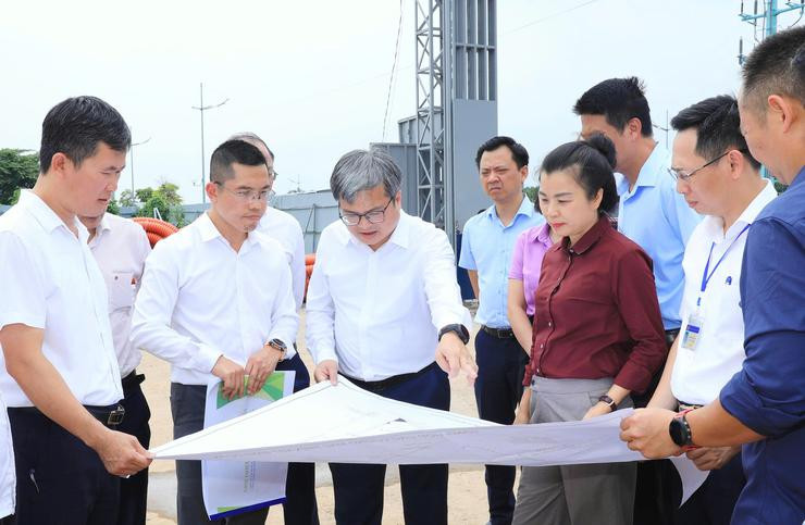 Phó Chủ tịch UBND Thành phố Trương Việt Dũng kiểm tra, chỉ đạo tháo gỡ vướng mắc tại Dự án Khu Công nghệ cao sinh học Hà Nội