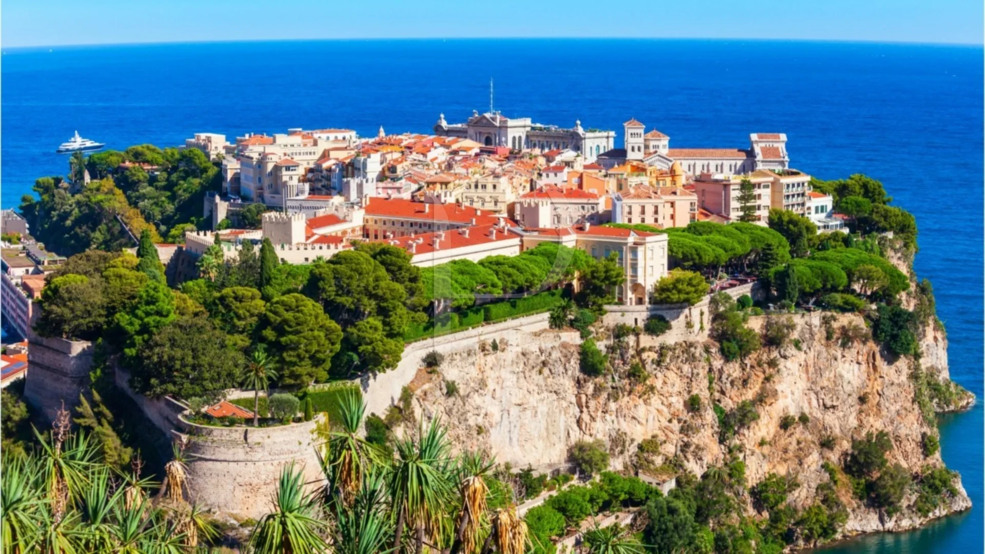 Pháp luật thế giới về thị trường bất động sản: Monaco bảo tồn bản sắc phố cổ