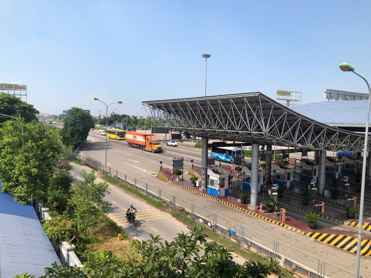 Đẩy mạnh ứng dụng công nghệ thu phí tự động không dừng, góp phần minh bạch nguồn thu, giảm ùn tắc và nâng cao hiệu quả khai thác hạ tầng giao thông.