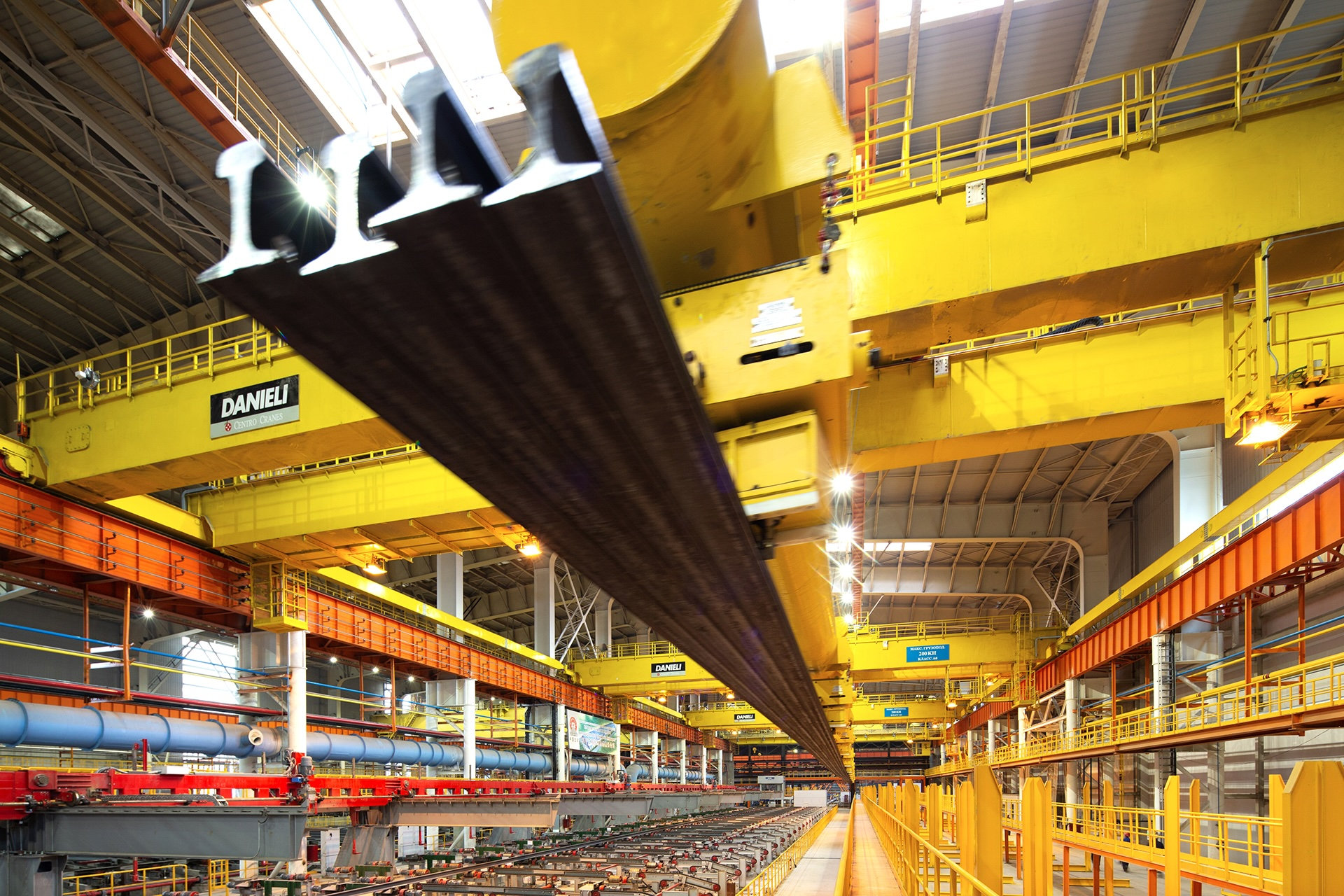 Dây chuyền sản xuất thép ray, thép hình của Danieli,