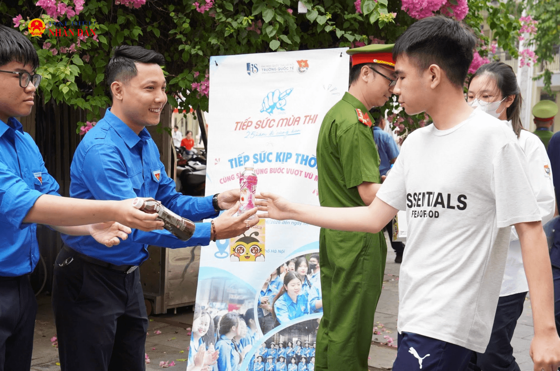 Ảnh màn hình 2026-10-16 lúc 09.51.58