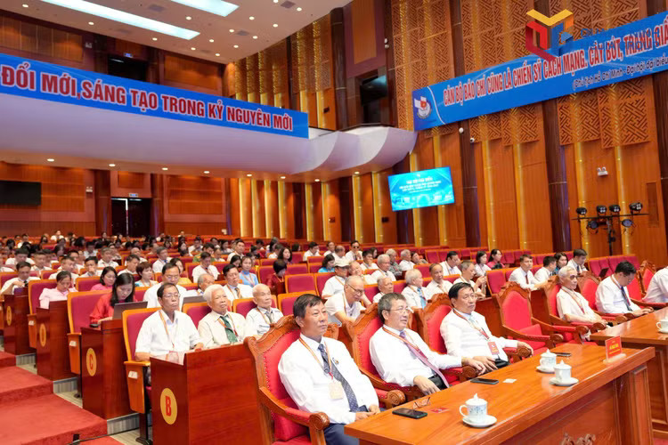 Các đại biểu dự Đại hội