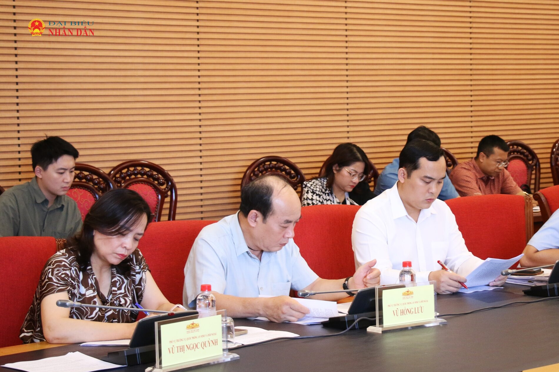 Các đại biểu tham dự phiên họp