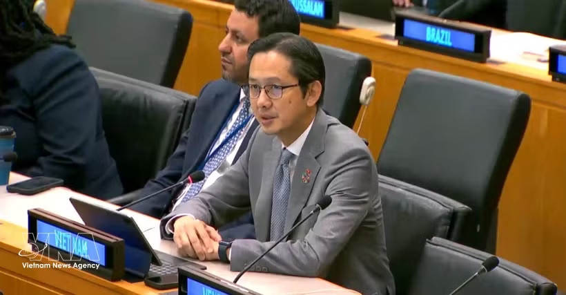 Ambassador Do Hung Viet, Permanent Representative of Vietnam to the UN, speaks at the general debate held by the Economic and Financial Committee (Second Committee) of the 81st session of the United Nations General Assembly in New York on October 14, 2026. (Photo: VNA)