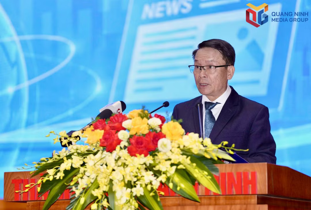 Phó Chủ tịch Thường trực Hội Nhà báo Việt Nam Nguyễn Đức Lợi phát biểu tại Đại hội