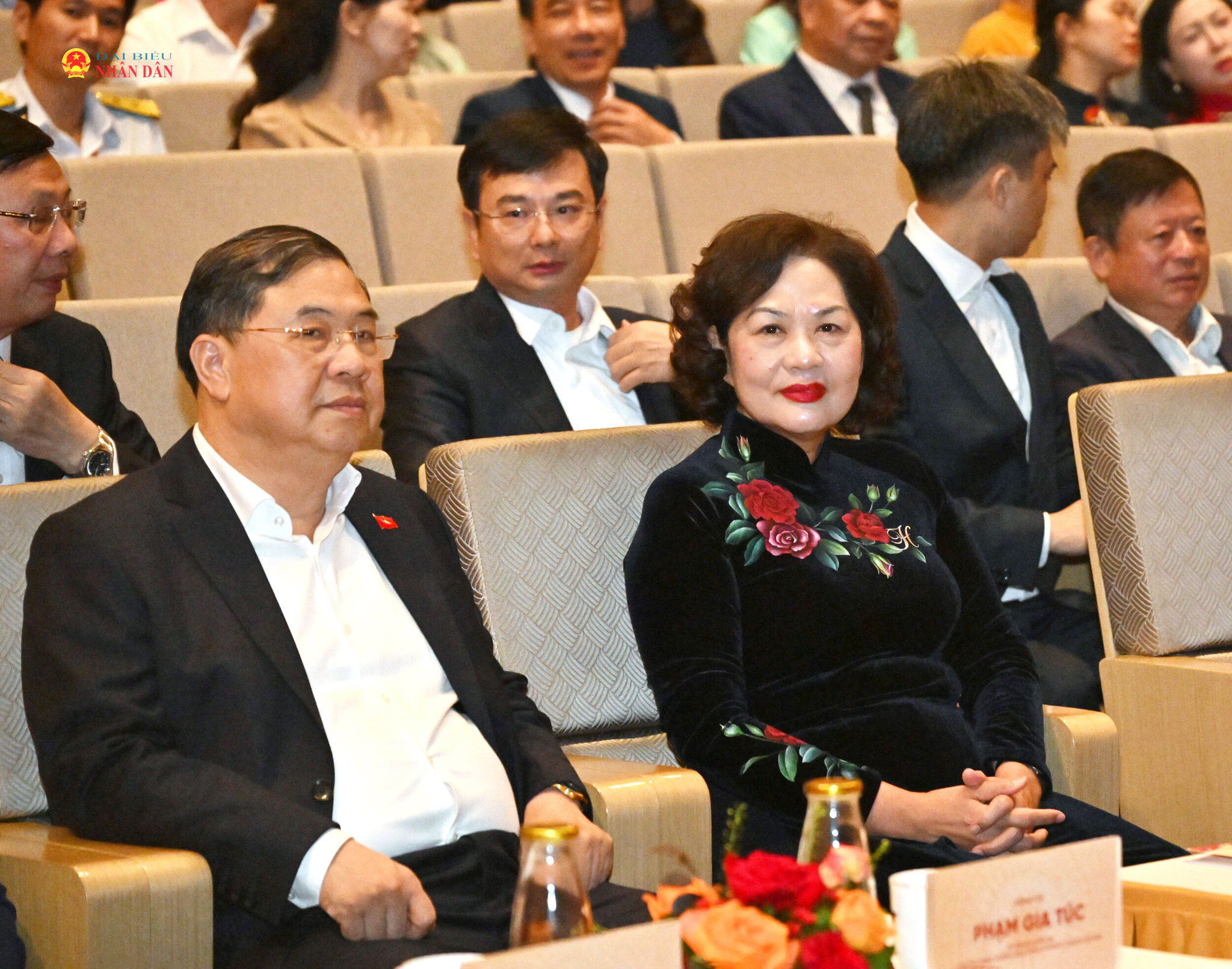 Phó Thủ tướng Thường trực Chính phủ Phạm Gia Túc, Phó Chủ tịch Quốc hội Nguyễn Thị Hồng dự chương trình