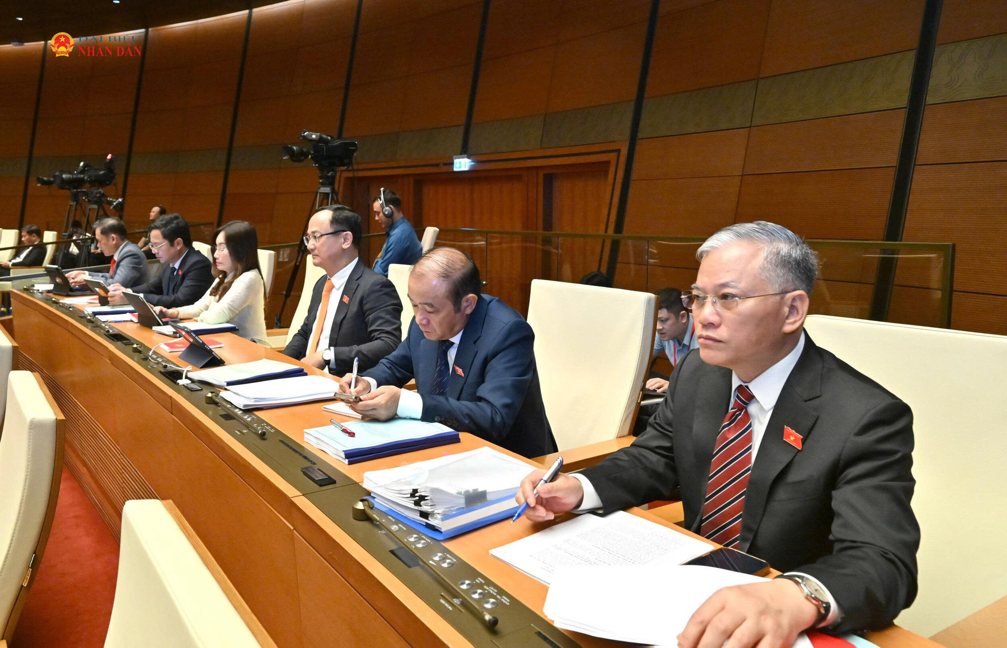 Các đại biểu tham dự phiên khai mạc