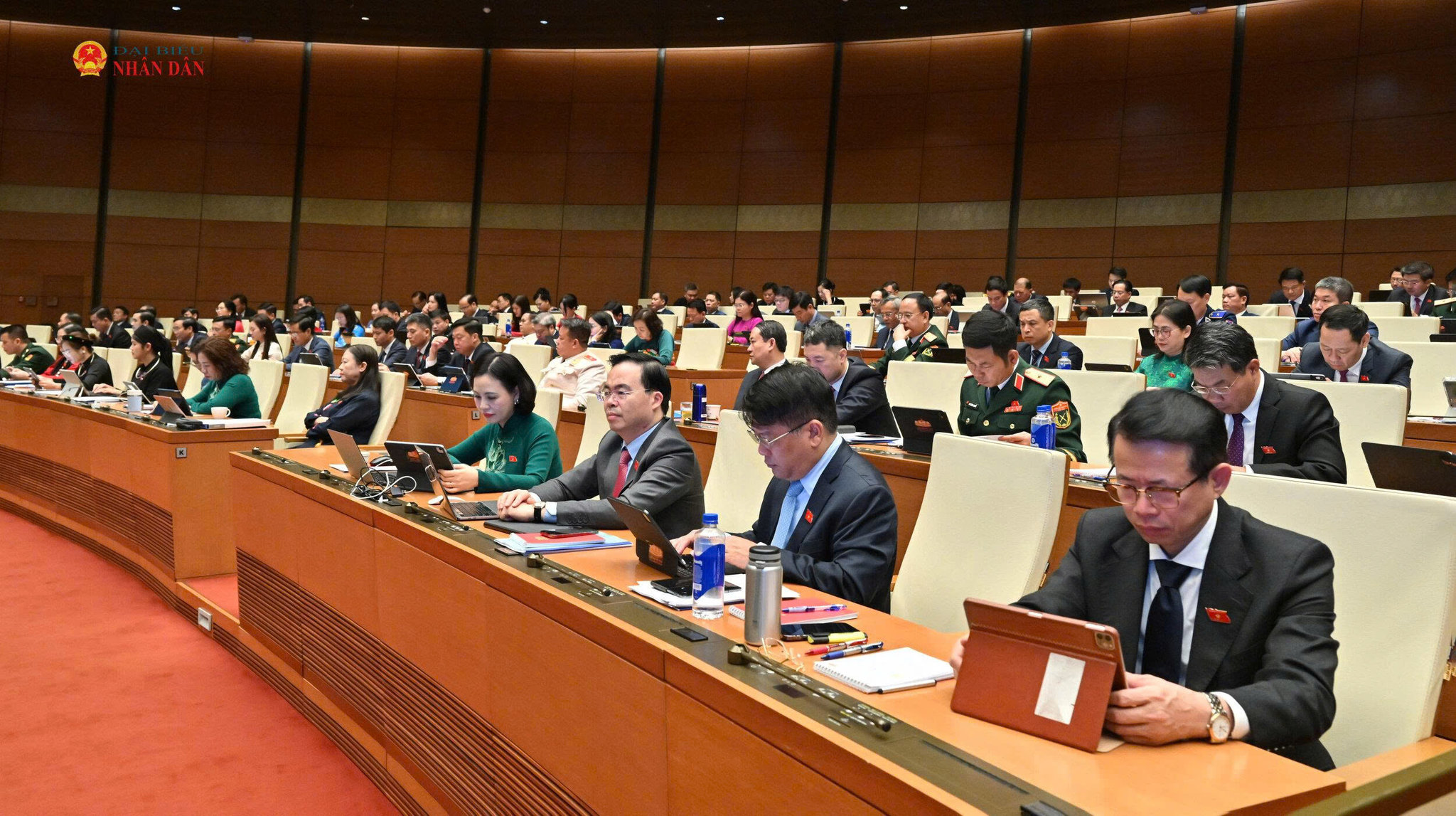Các đại biểu tham dự phiên khai mạc