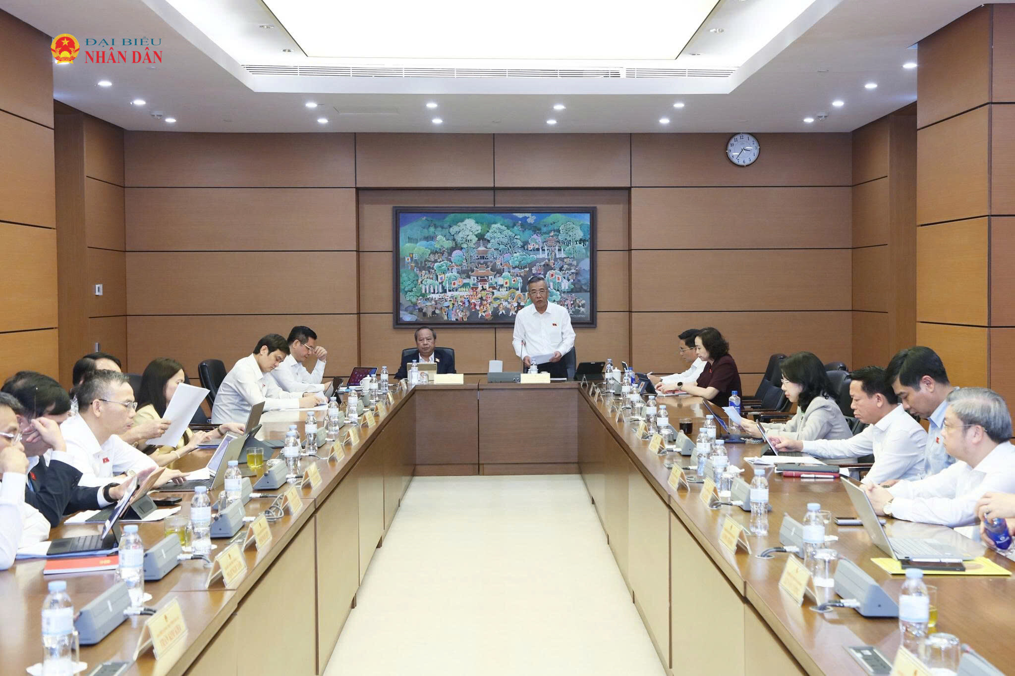 Toàn cảnh phiên thảo luận Tổ. Ảnh: An Nhiên