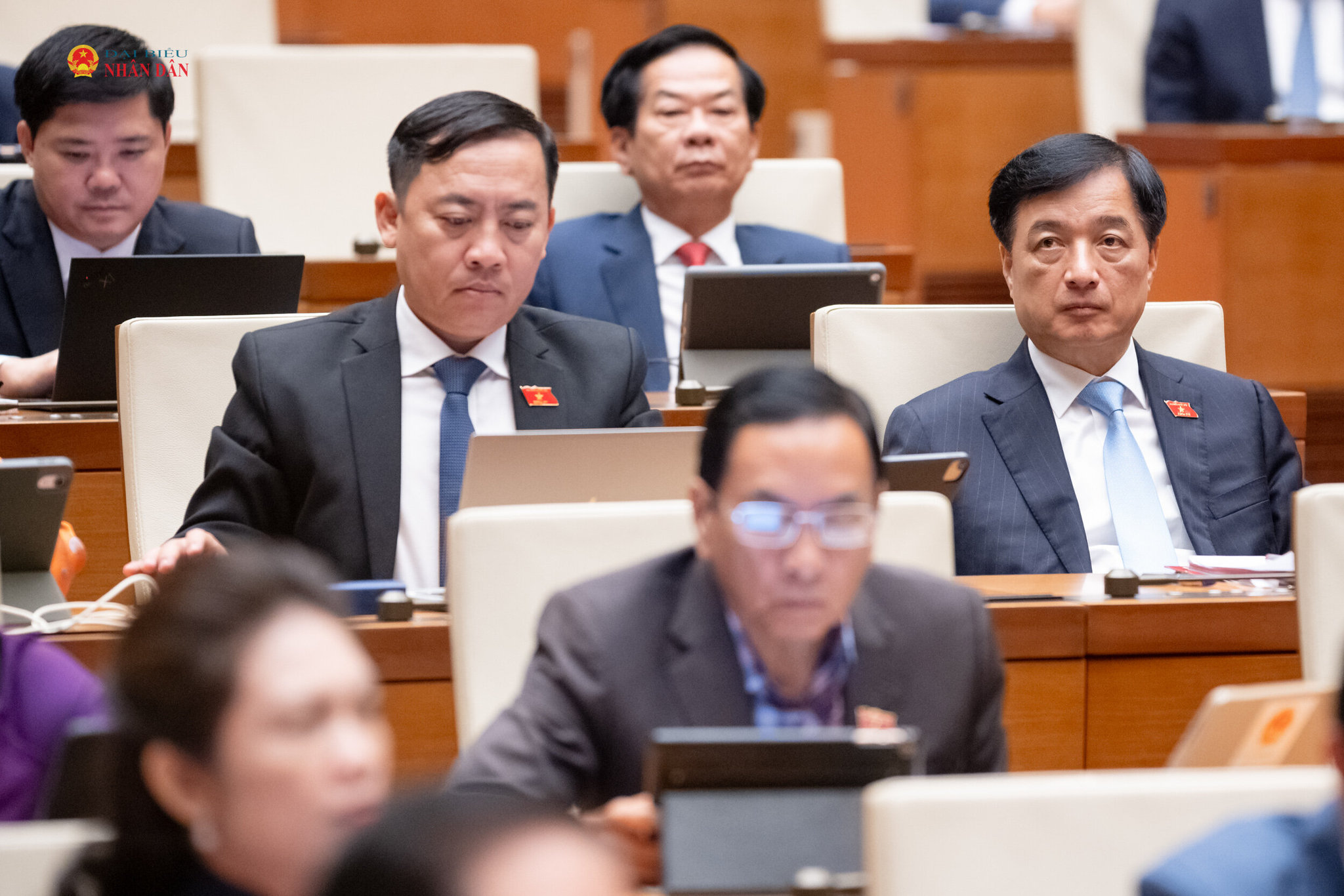 Các đại biểu tham dự phiên họp