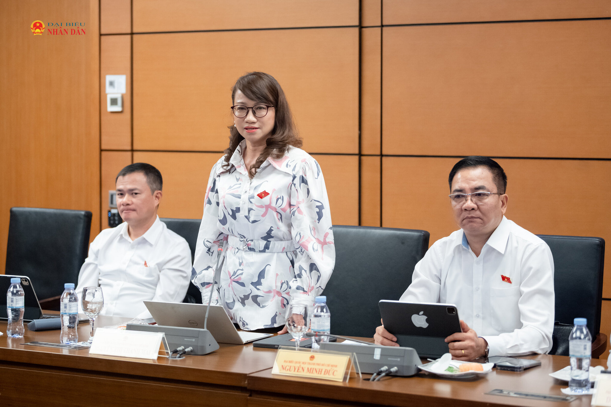 ĐBQH Nguyễn Thị Thanh Mai phát biểu thảo luận tại tổ. Ảnh: Phạm Thắng