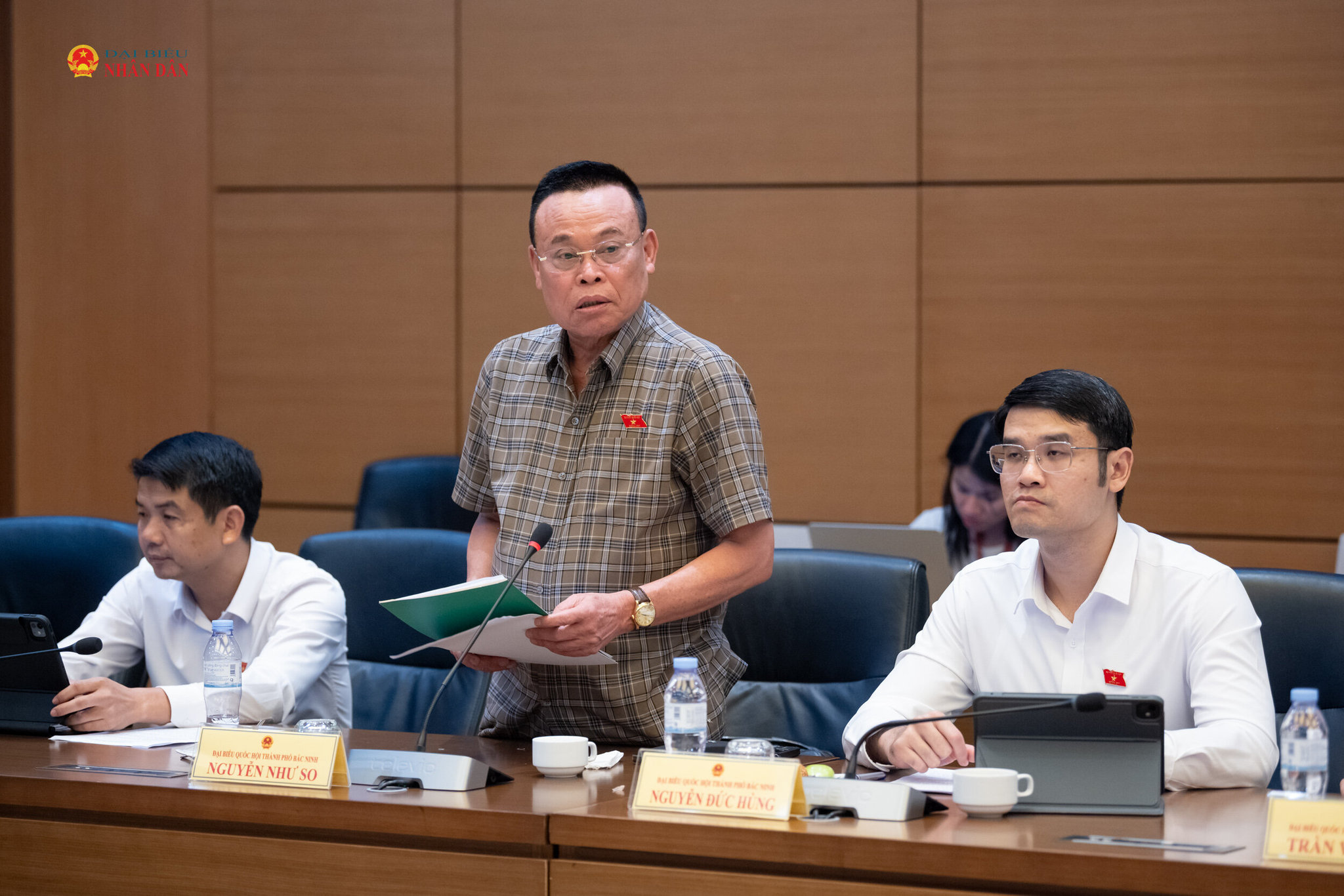 ĐBQH Nguyễn Như So (TP. Bắc Ninh) phát biểu thảo luận tại tổ. Ảnh: Phạm Thắng