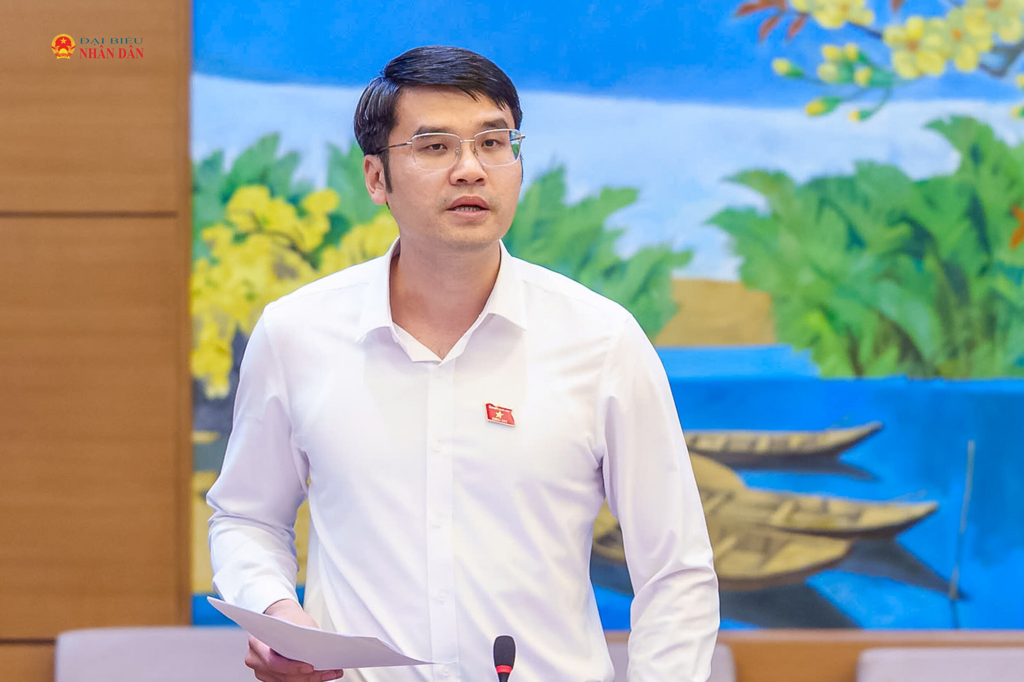 ĐBQH Nguyễn Đức Hùng (TP. Bắc Ninh) phát biểu thảo luận tại tổ. Ảnh: Phạm Thắng