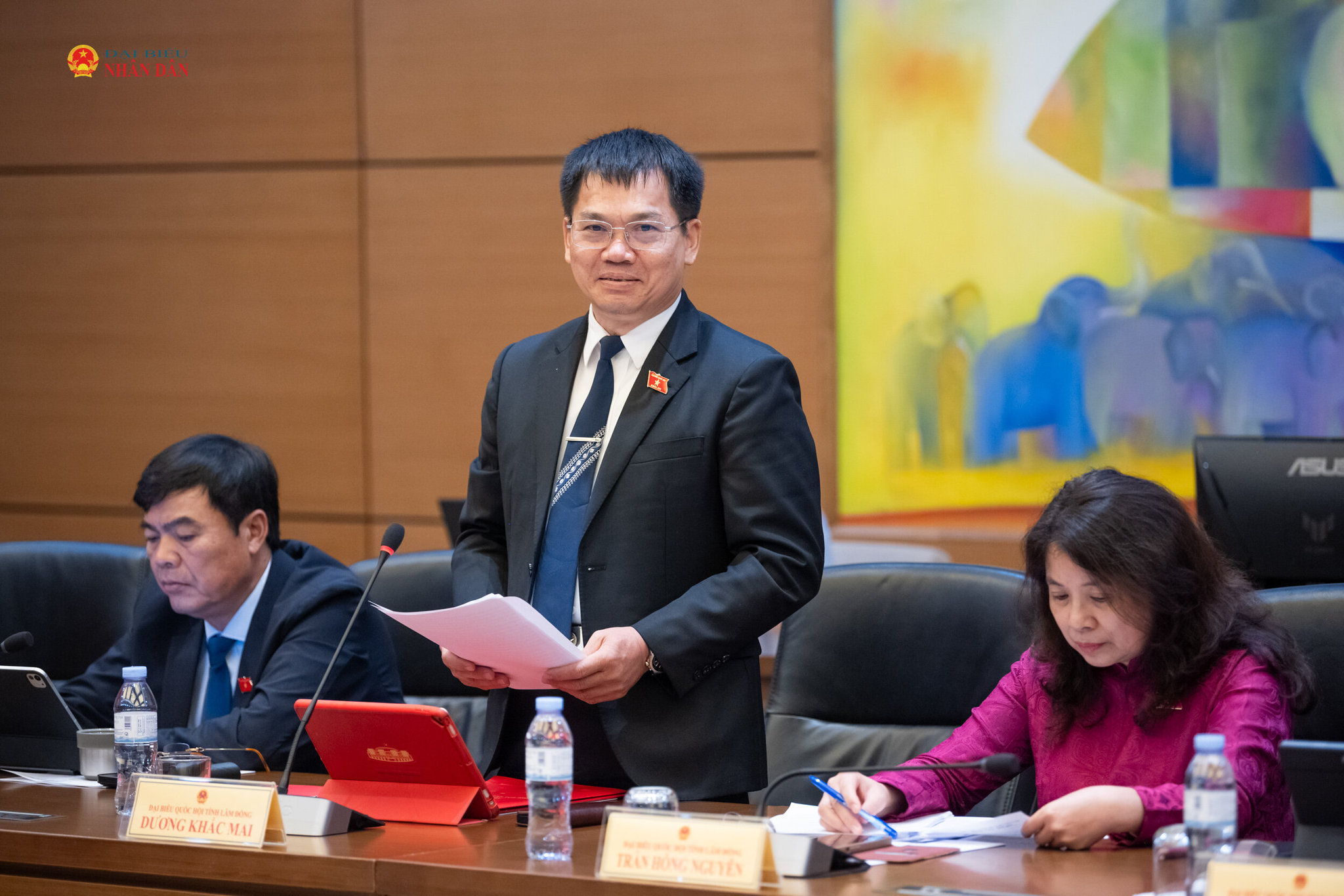 ĐBQH Dương Khắc Mai (tỉnh Lâm Đồng) phát biểu thảo luận. Ảnh: Phạm Thắng