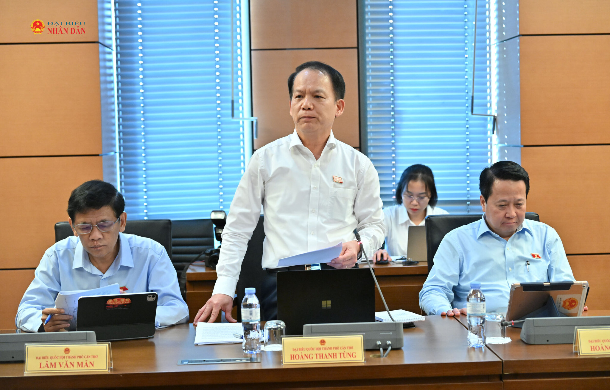 Bộ trưởng Bộ Tư pháp Hoàng Thanh Tùng