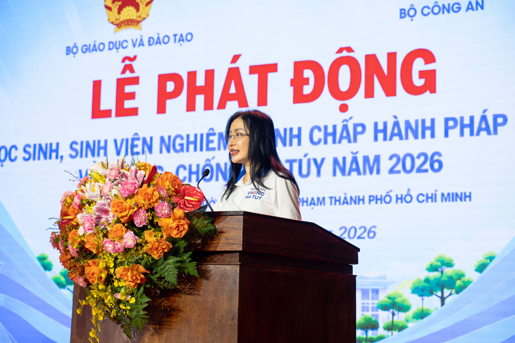 Bà Trần Ngọc Uyển, Phó Giám đốc Sở GDĐT Tây Ninh phát biểu tại lễ phát động