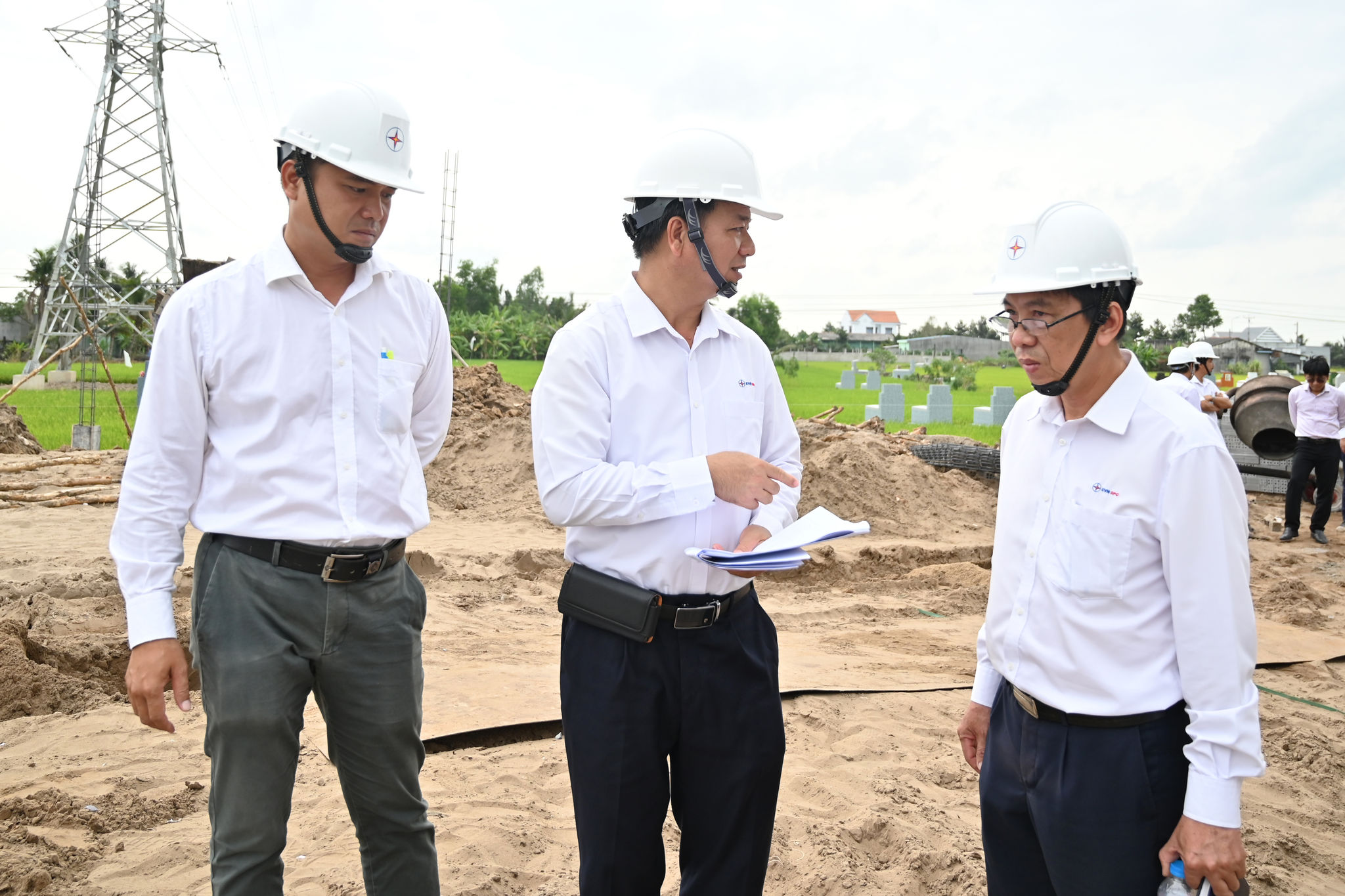 LHO EVNSPC chủ động đối thoại, giải quyết kiến nghị của cử tri