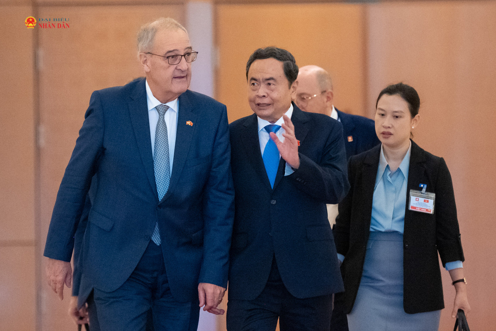 Chủ tịch Quốc hội Trần Thanh Mẫn và Tổng thống Liên bang Thụy Sĩ Guy Parmelin. Ảnh: Phạm Thắng