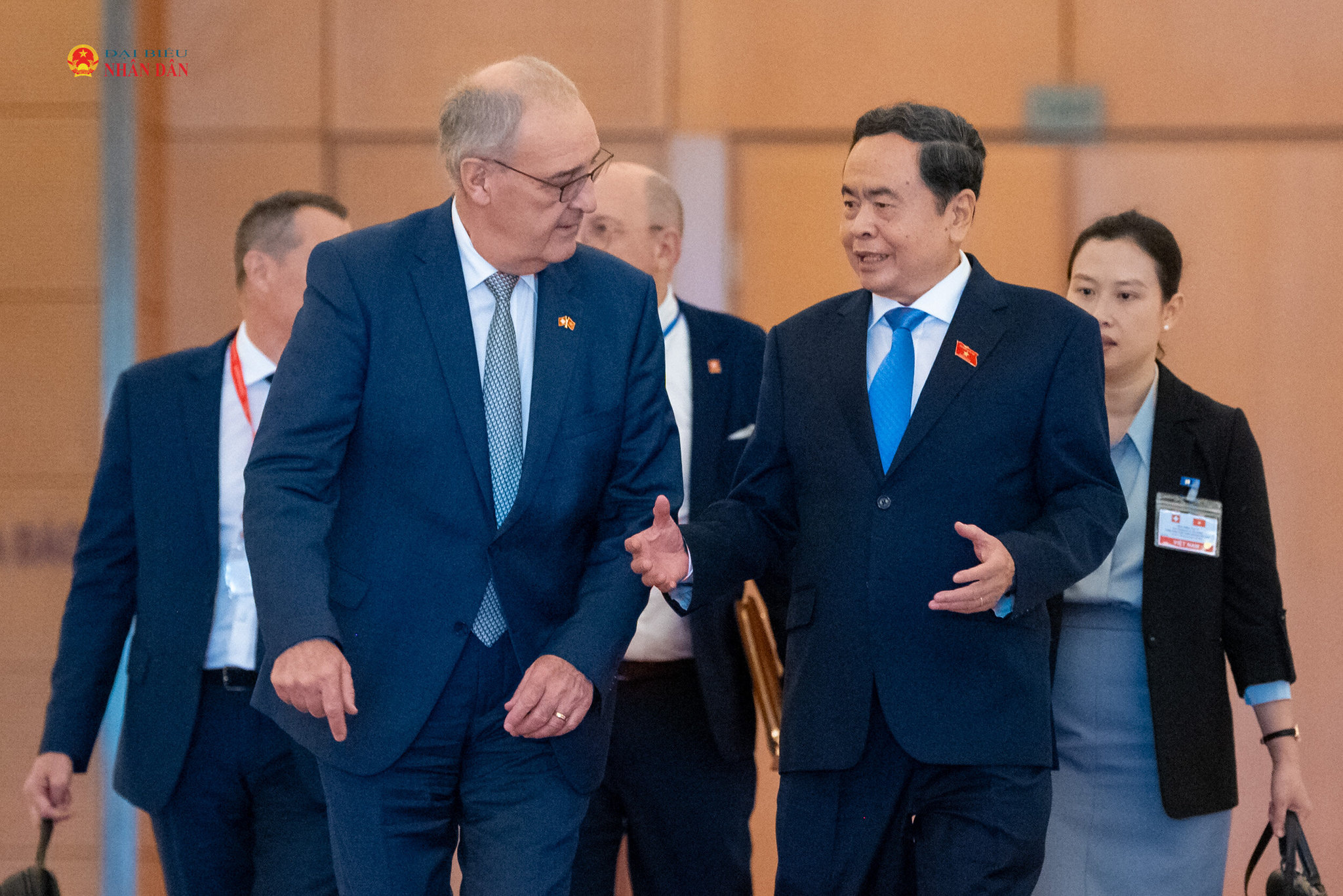 Chủ tịch Quốc hội Trần Thanh Mẫn và Tổng thống Liên bang Thụy Sĩ Guy Parmelin. Ảnh: Phạm Thắng