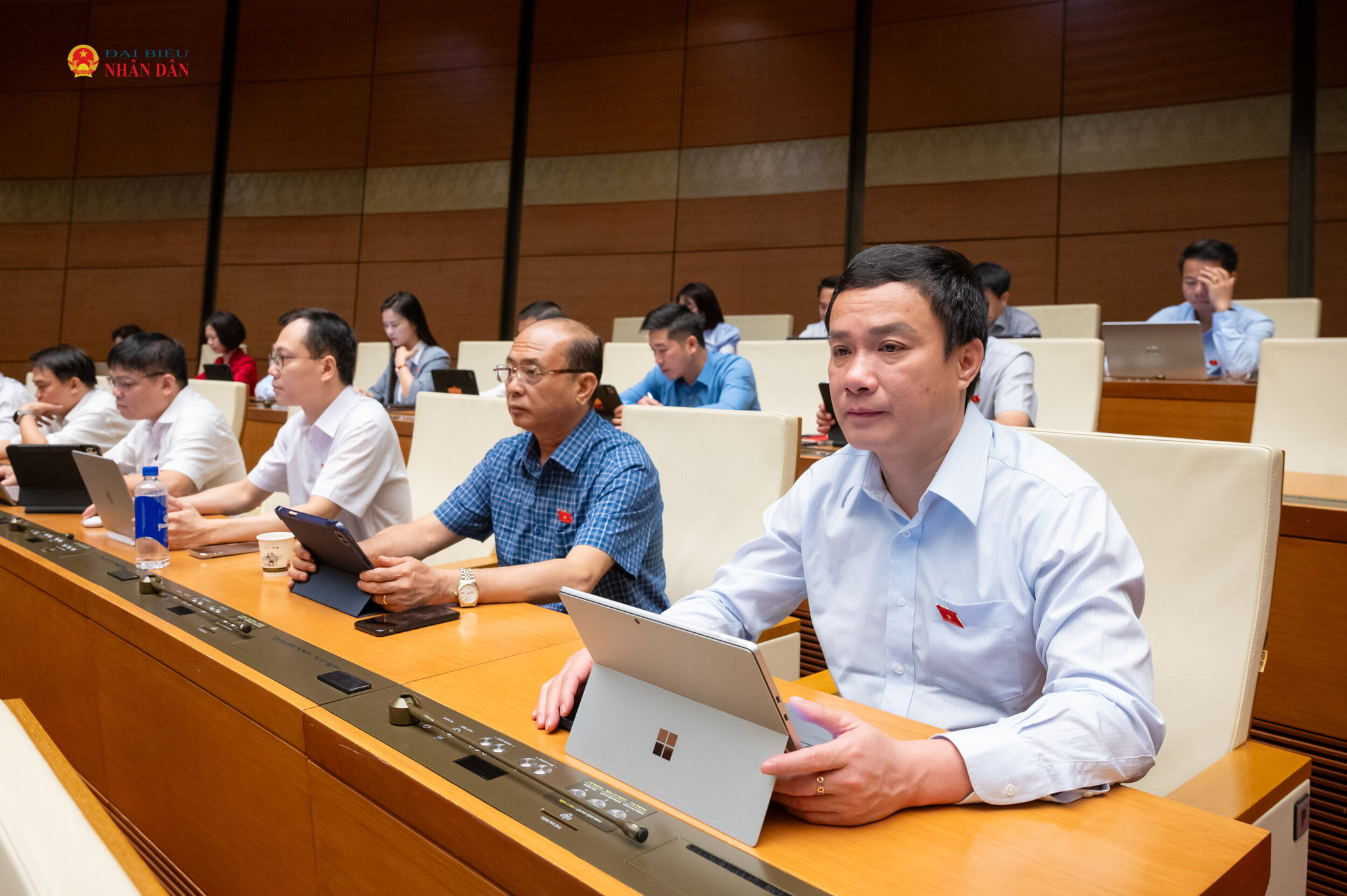Đoàn ĐBQH tỉnh Thanh Hóa tham dự phiên họp. Ảnh: Phạm Thắng