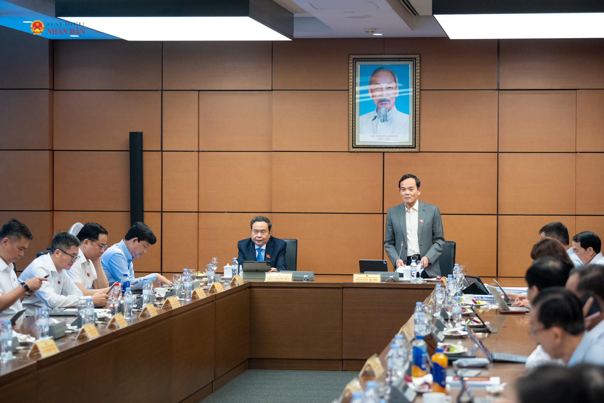 Toàn cảnh phiên thảo luận tại Tổ 2, Đoàn ĐBQH TP. Hồ Chí Minh. Ảnh: Phạm Thắng
