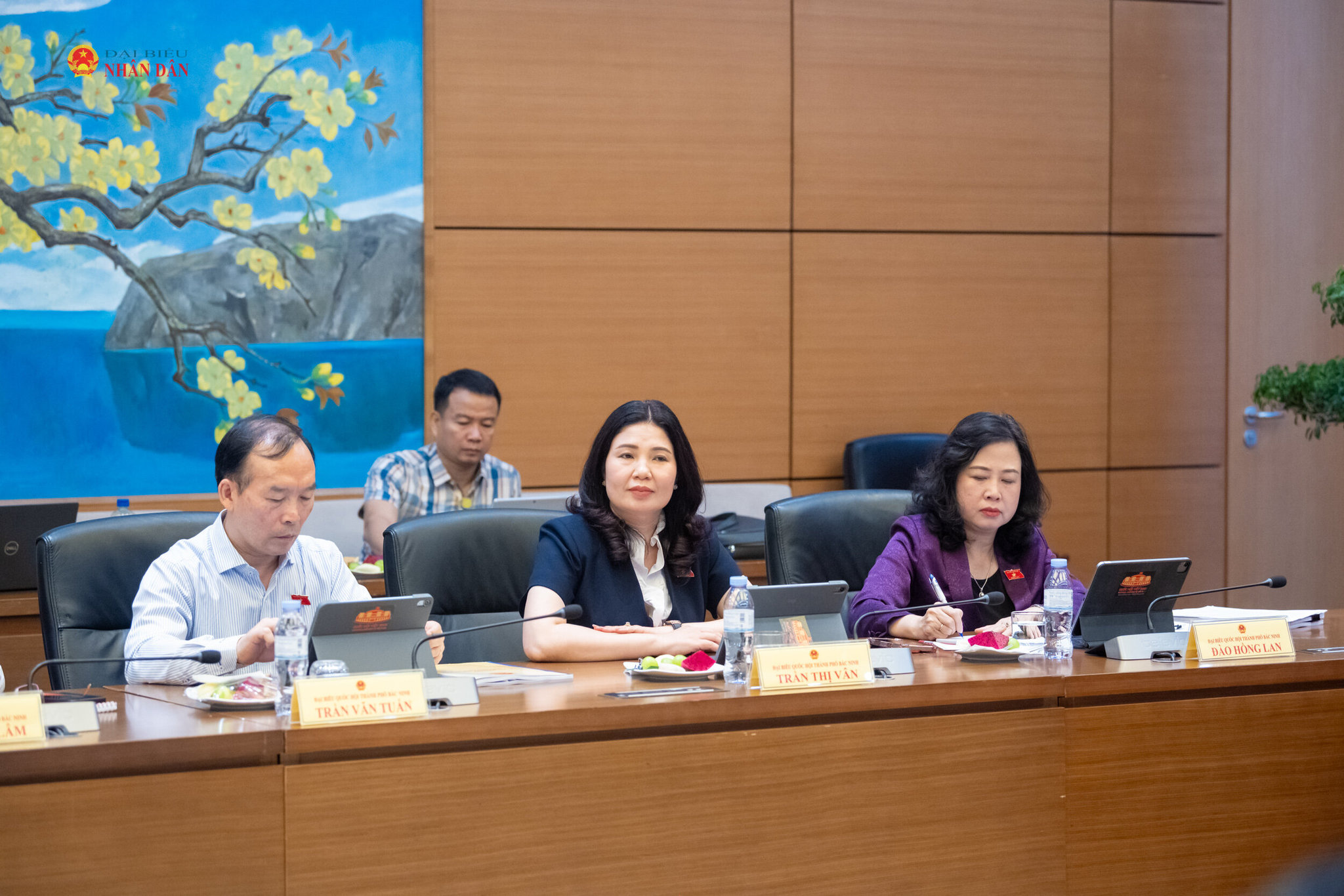 Các đại biểu tại thảo luận tổ. Ảnh: Phạm Thắng