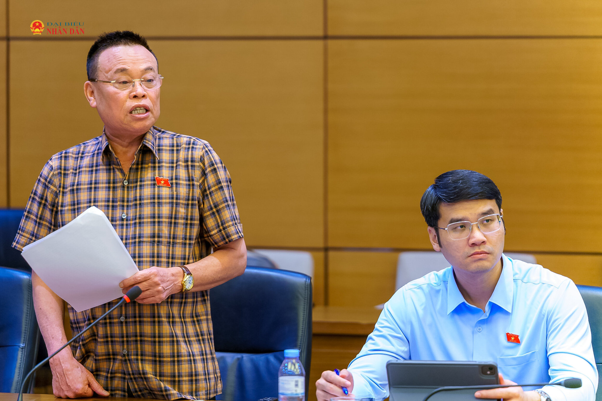 ĐBQH Nguyễn Như So (TP. Bắc Ninh) phát biểu thảo luận tại tổ. Ảnh: Phạm Thắng
