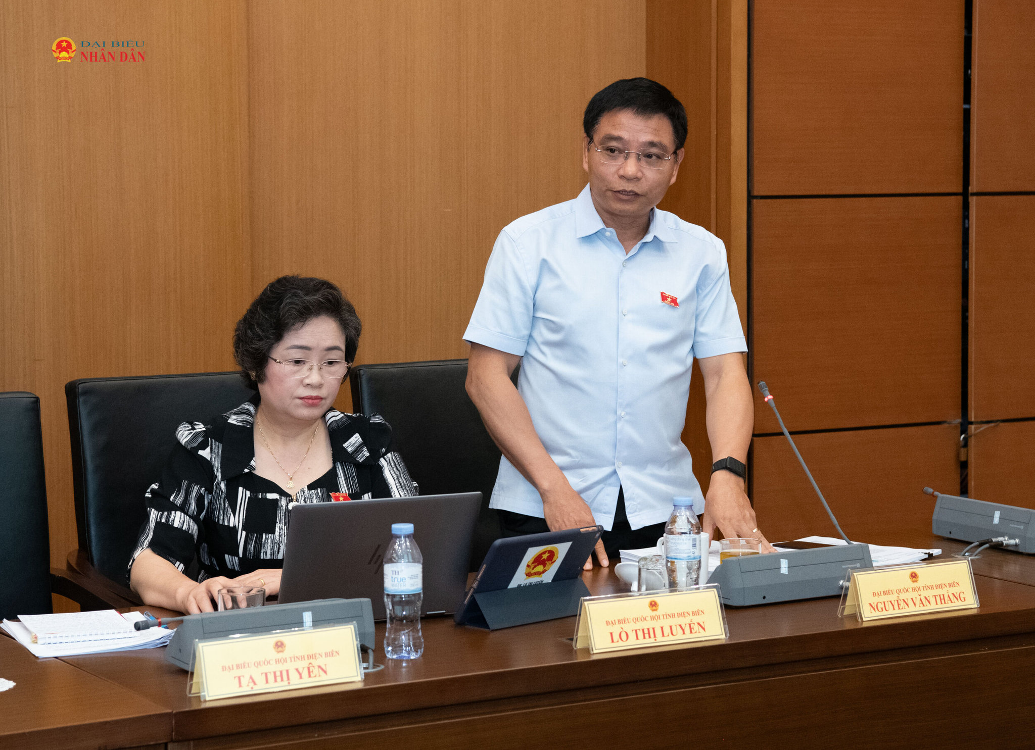 Phó Thủ tướng Chính phủ, ĐBQH tỉnh Điện Biên Nguyễn Văn Thắng phát biểu tại phiên thảo luận