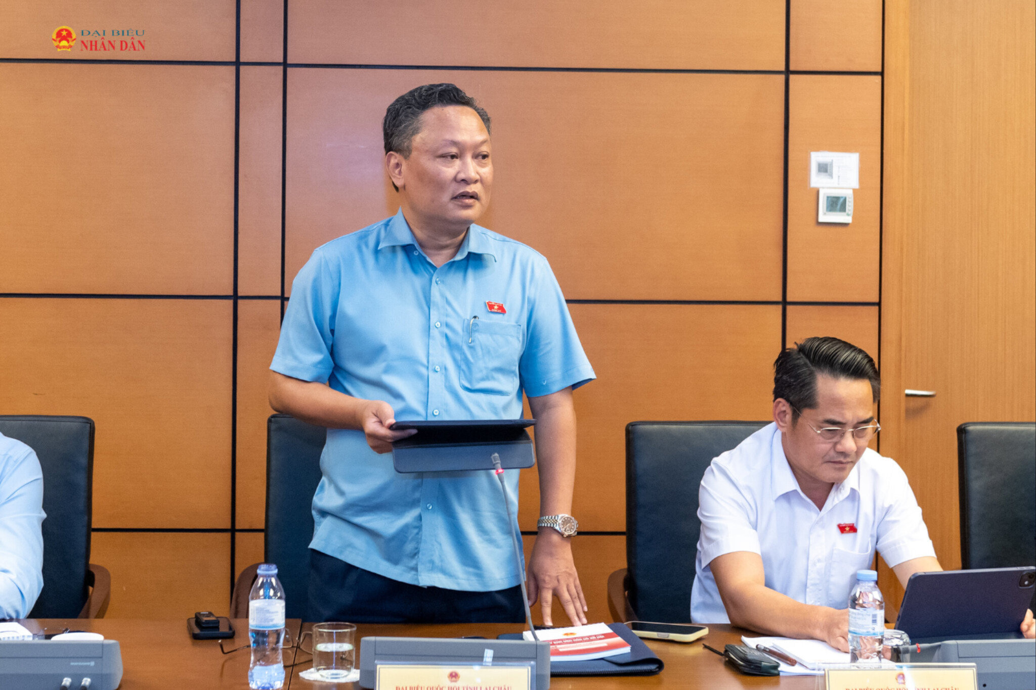 Tăng trưởng kinh tế phải chuyển hóa thành cải thiện thực chất đời sống người dân