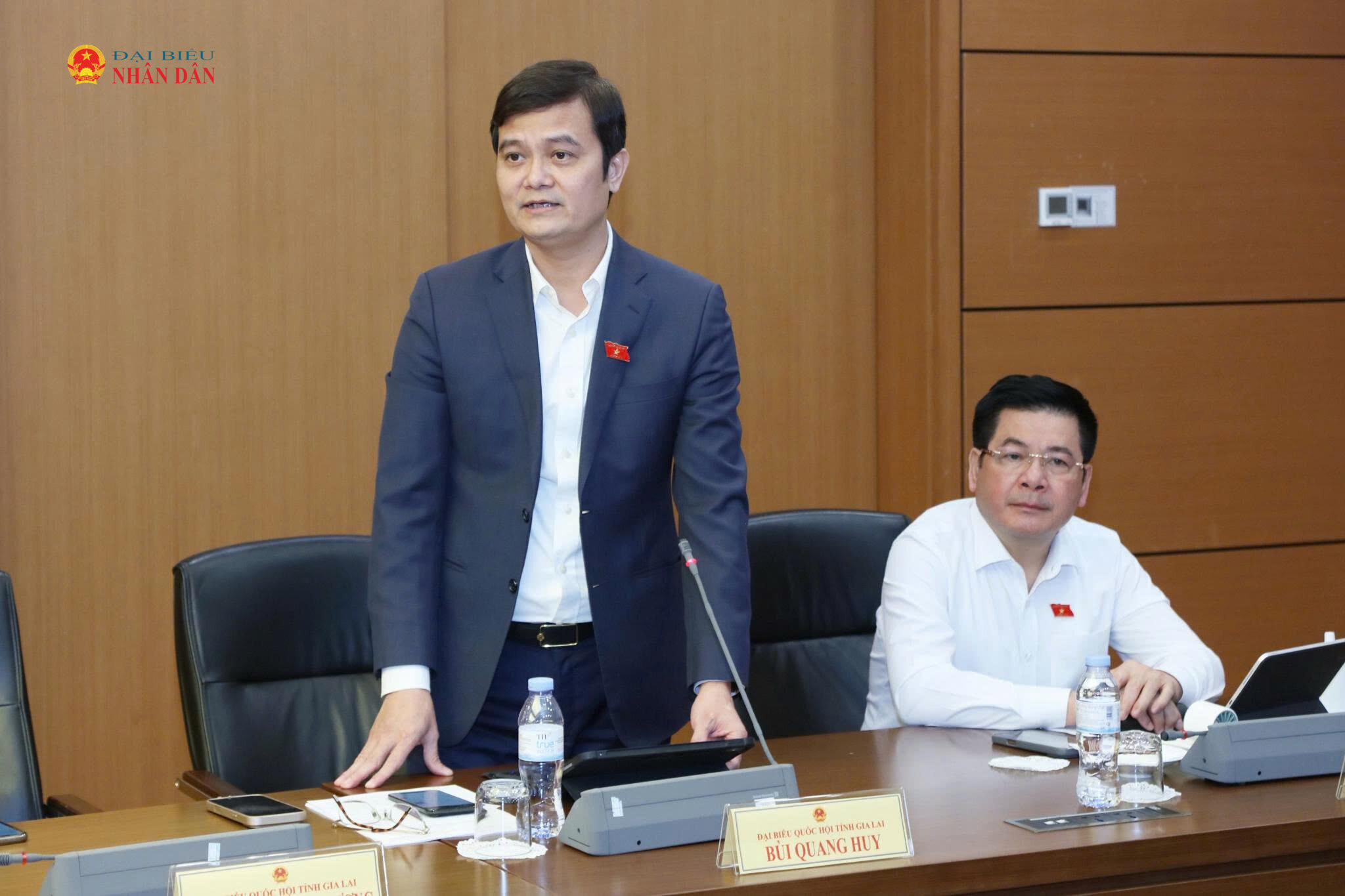 ĐBQH Bùi Quang Huy (Gia Lai) phát biểu thảo luận tổ