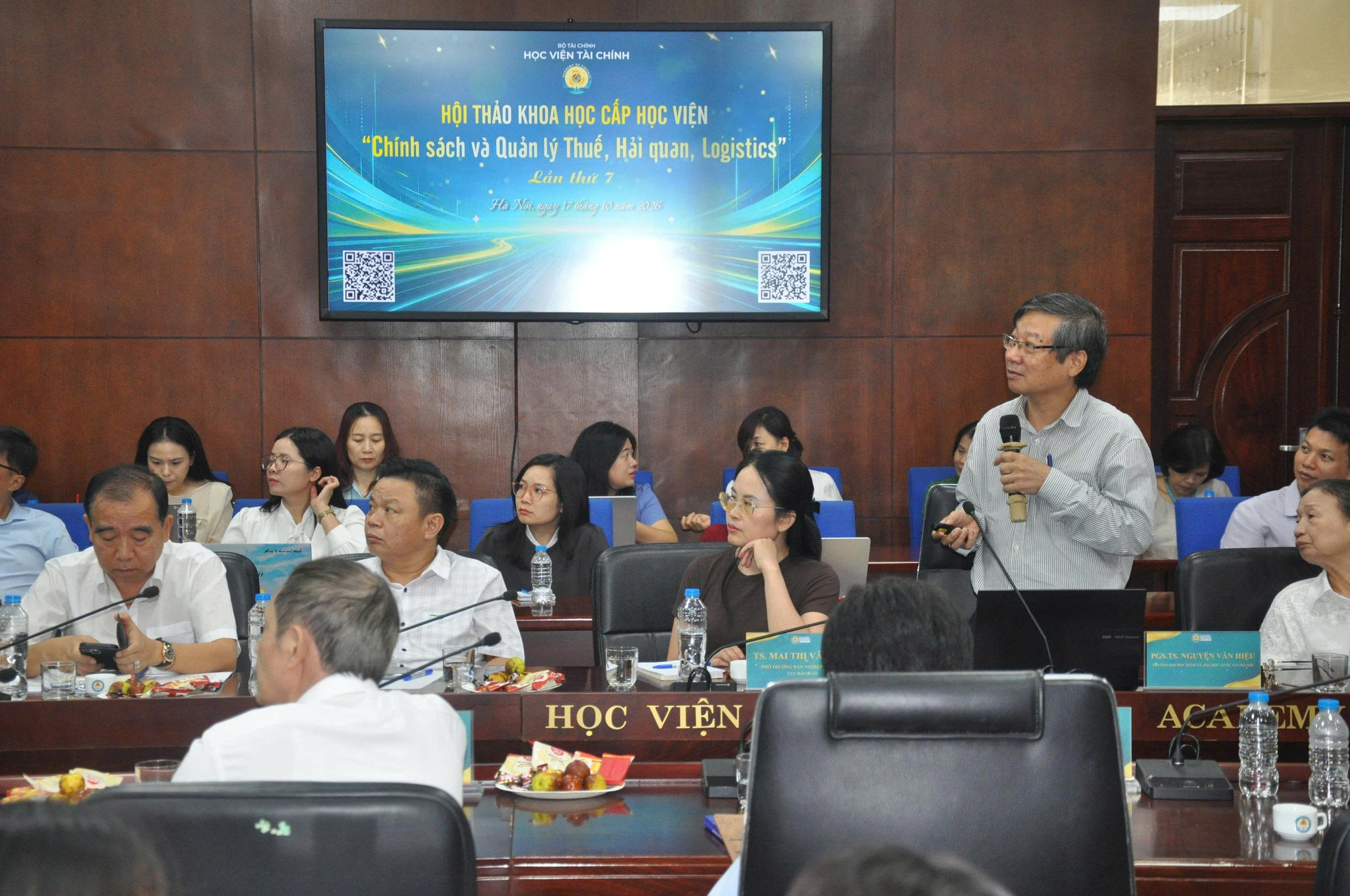 PGS.TS Nguyễn Văn Hiệu, Trường Đại học Kinh tế (Đại học Quốc gia Hà Nội)