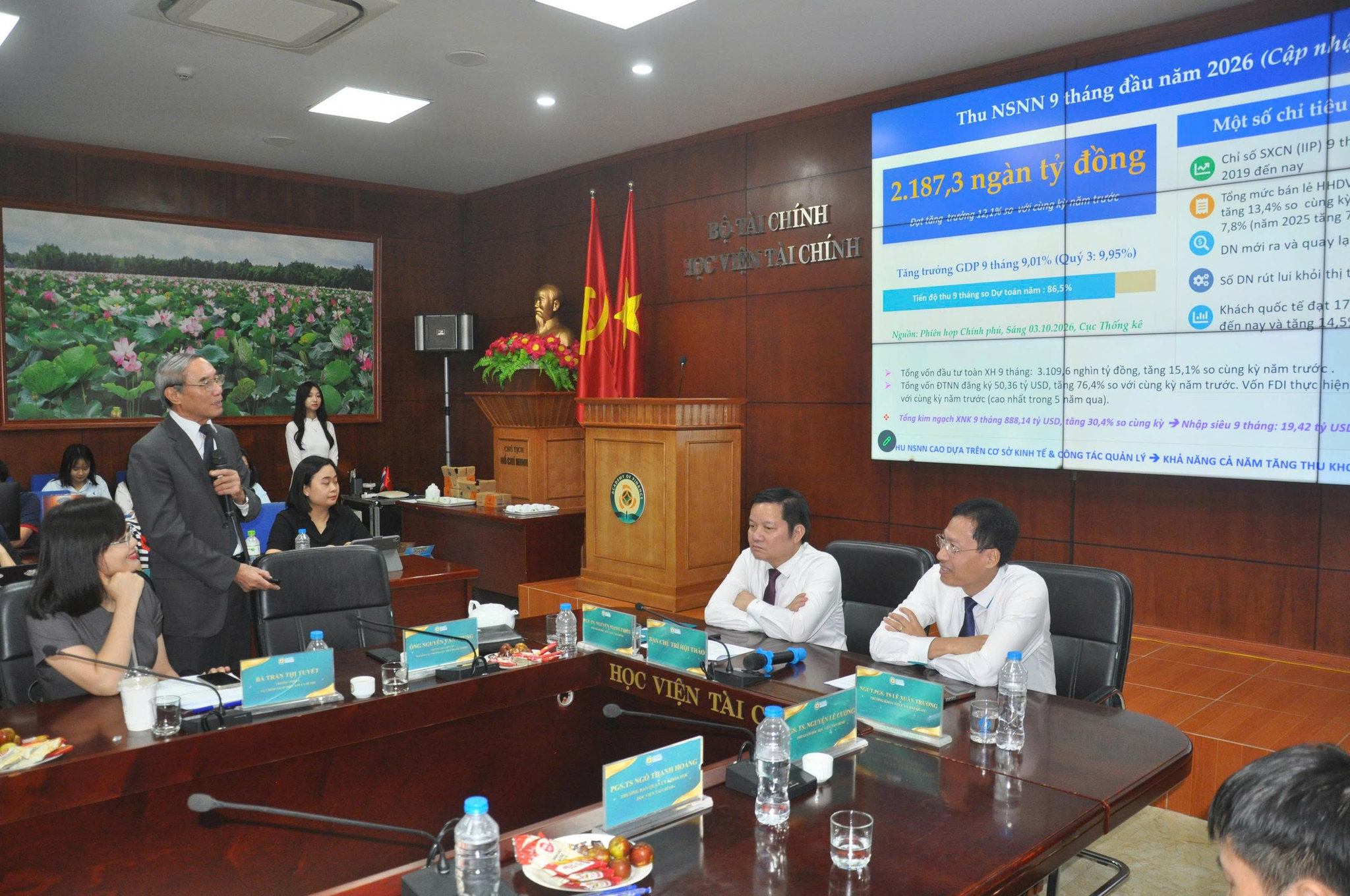 Ông Nguyễn Văn Phụng, nguyên Cục trưởng Cục Doanh nghiệp lớn (Tổng cục Thuế) phát biểu
