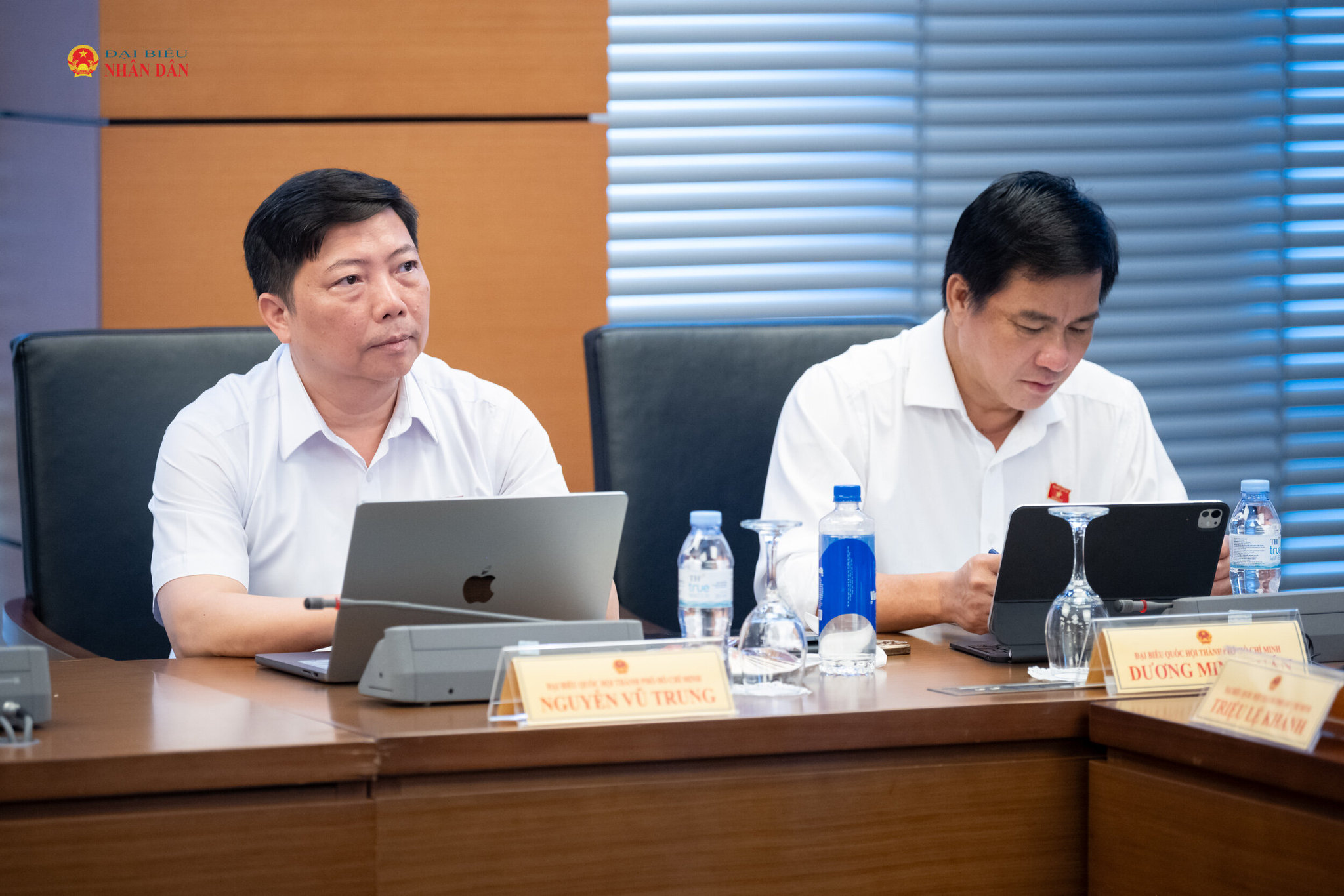 Các đại biểu tham dự phiên thảo luận. Ảnh: Phạm Thắng