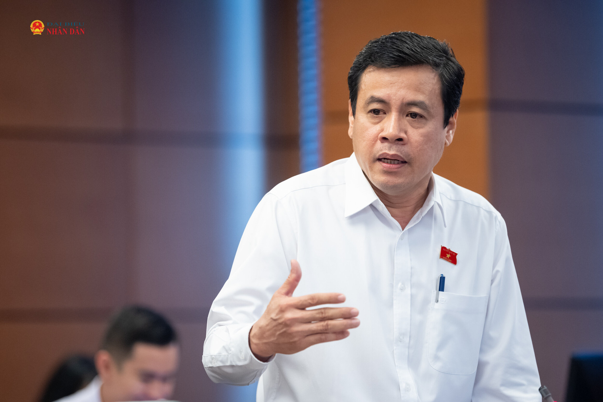ĐBQH Trần Anh Tuấn (TP. Hồ Chí Minh) phát biểu thảo luận tại tổ. Ảnh: Phạm Thắng