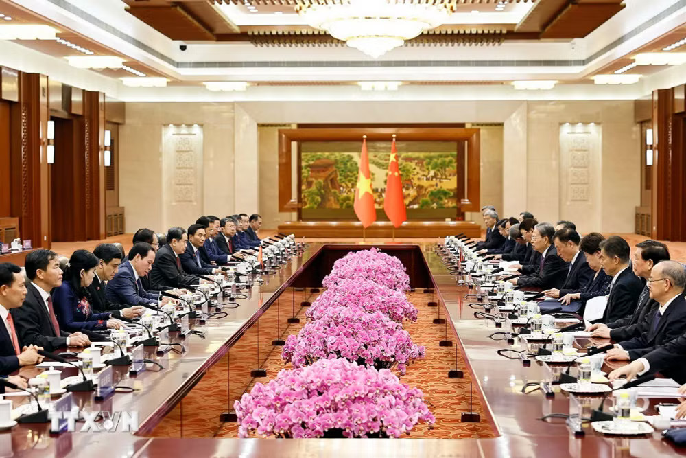 Chủ tịch Quốc hội Trần Thanh Mẫn hội đàm với Ủy viên trưởng Ủy ban thường vụ Đại hội Đại biểu Nhân dân toàn quốc Trung Quốc Triệu Lạc Tế và đồng chủ trì Phiên họp lần thứ 2 Ủy ban hợp tác giữa Quốc hội Việt Nam và Nhân đại toàn quốc Trung Quốc. (Ảnh: Doãn Tấn/TTXVN) Chủ tịch Quốc hội Trần Thanh Mẫn hội đàm với Ủy viên trưởng Ủy ban thường vụ Đại hội Đại biểu Nhân dân toàn quốc Trung Quốc Triệu Lạc Tế và đồng chủ trì Phiên họp lần thứ 2 Ủy ban hợp tác giữa Quốc hội Việt Nam và Nhân đại toàn quốc Trung Quốc. (