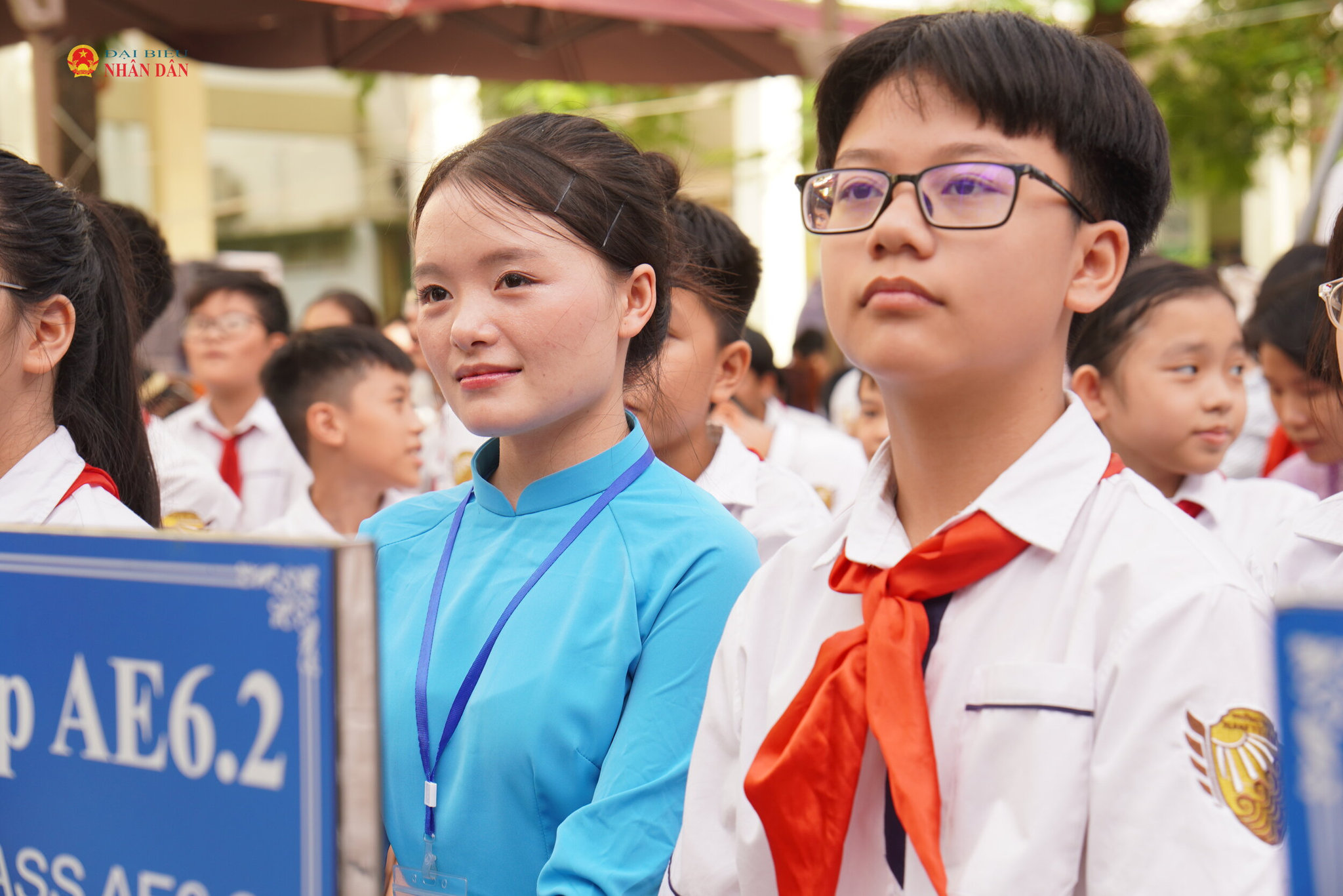 Đối với học sinh, lãnh đạo Cục An ninh mạng khuyến nghị thực hiện ba nguyên tắc: kiểm chứng trước khi tin, tỉnh táo khi chia sẻ và tìm kiếm sự hỗ trợ khi cảm thấy không an toàn.