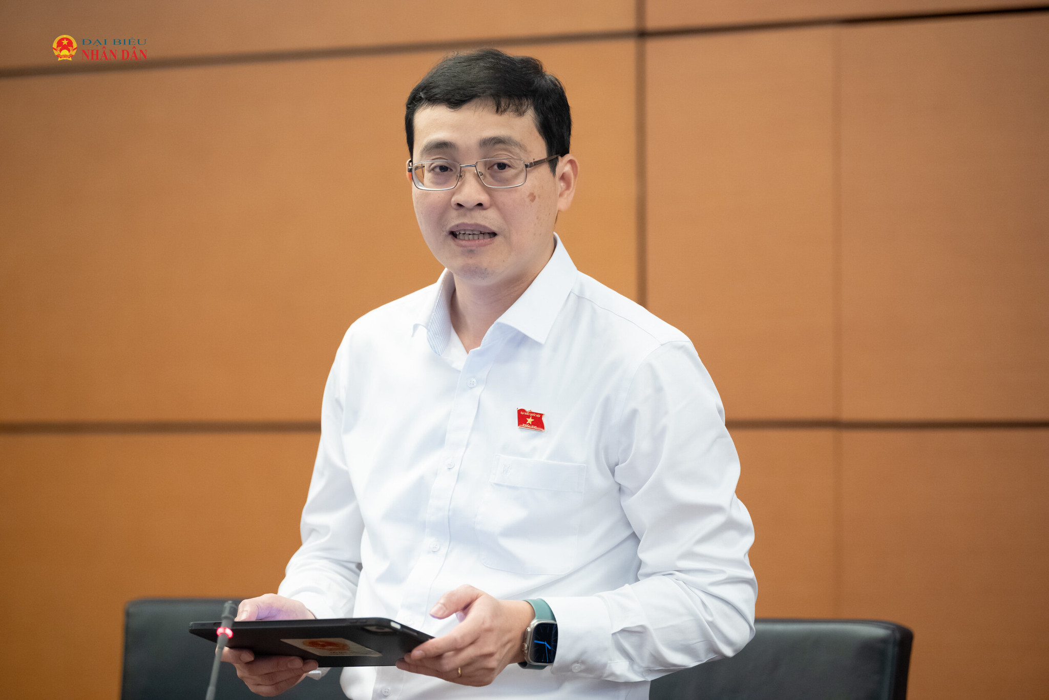 ĐBQH Đỗ Đức Hiển (TP. Hồ Chí Minh) phát biểu thảo luận tại tổ. Ảnh: Phạm Thắng