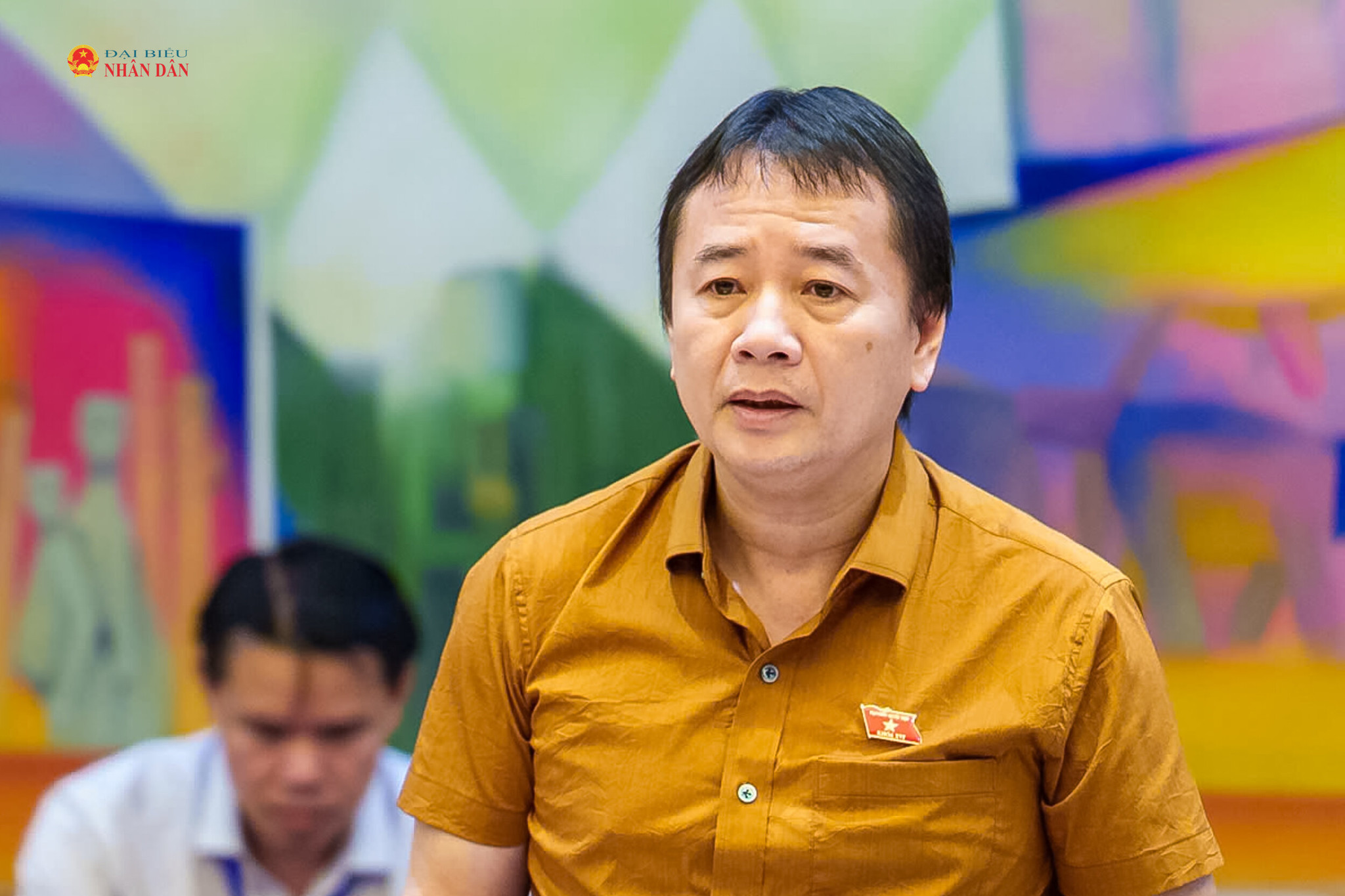 ĐBQH Phạm Nam Tiến (Tỉnh Lâm Đồng) phát biểu thảo luận tại tổ. Ảnh: Phạm Thắng