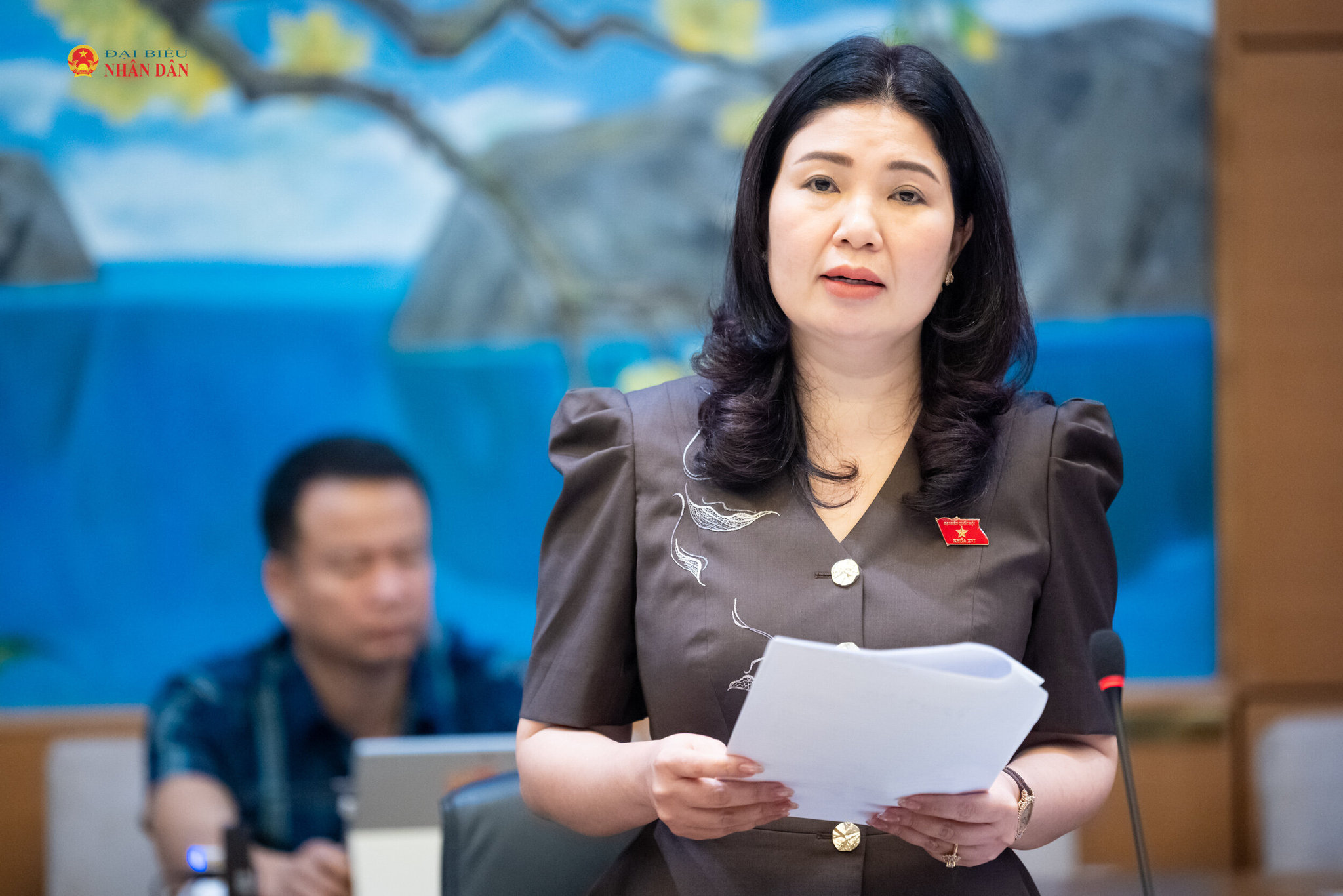 ĐBQH Trần Thị Vân (TP. Bắc Ninh) phát biểu thảo luận tại tổ. Ảnh: Phạm Thắng