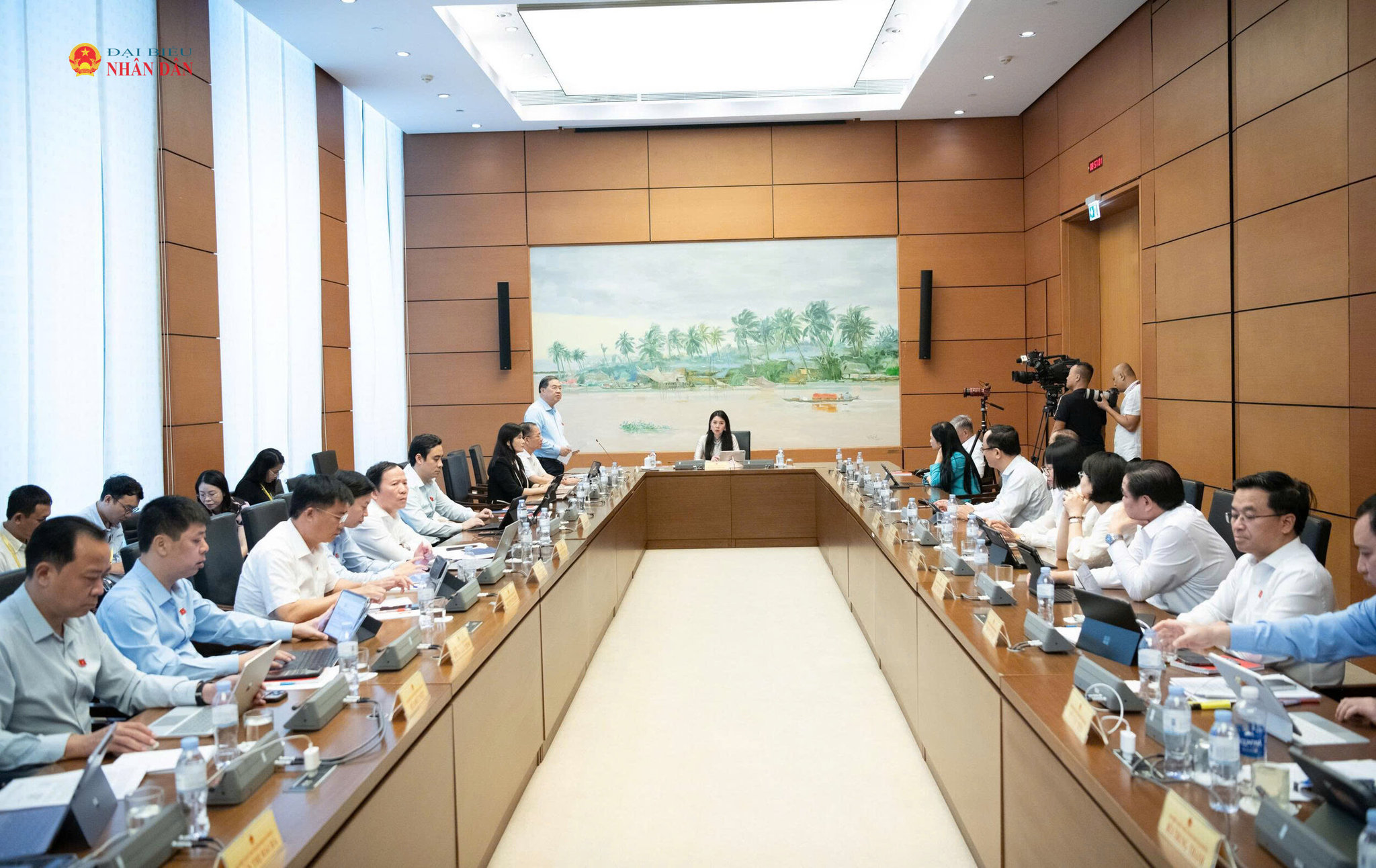 Toàn cảnh phiên thảo luận