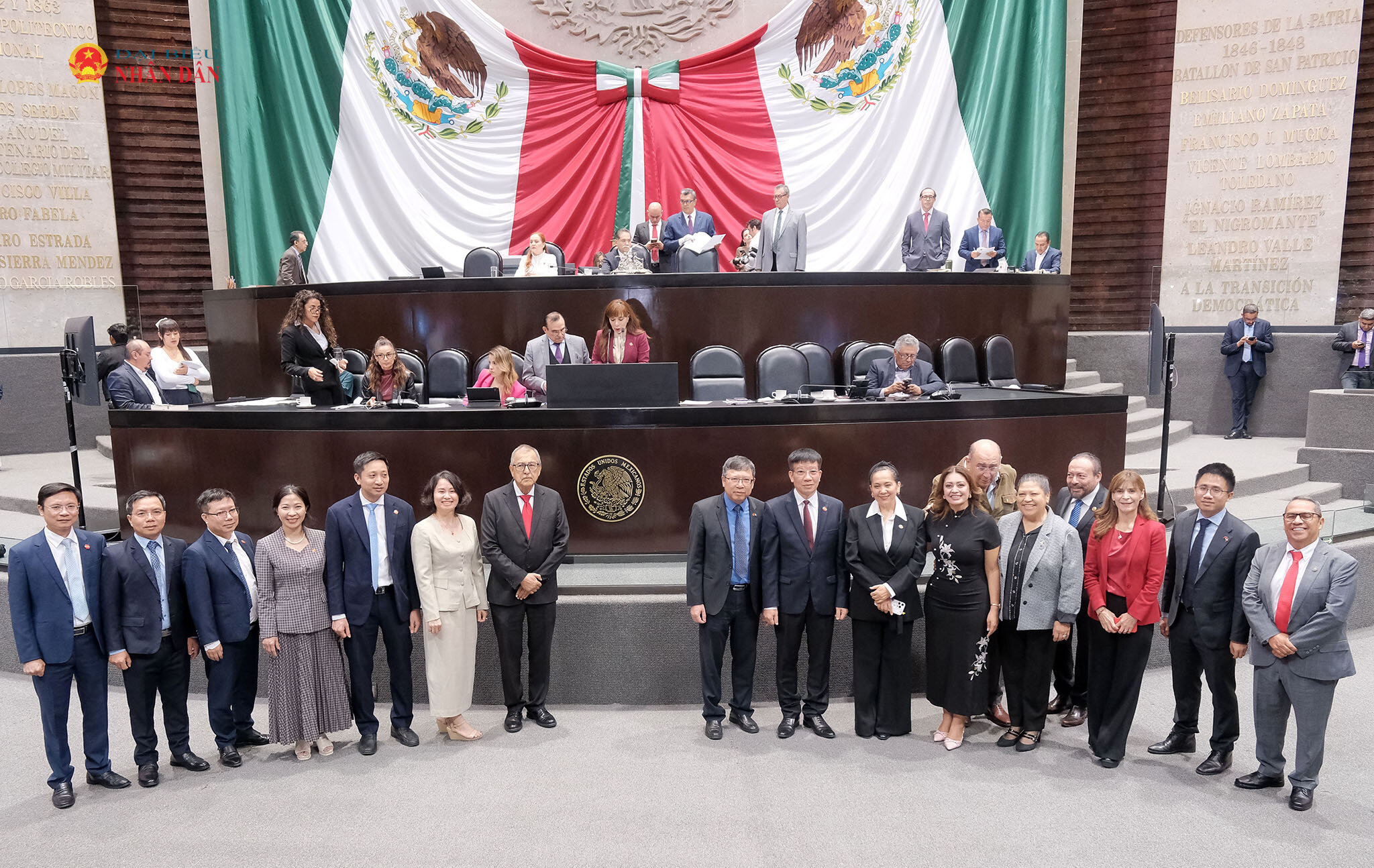 Đoàn đại biểu VPQH Việt Nam tham dự phiên họp toàn thể tại Hạ viện Mexico